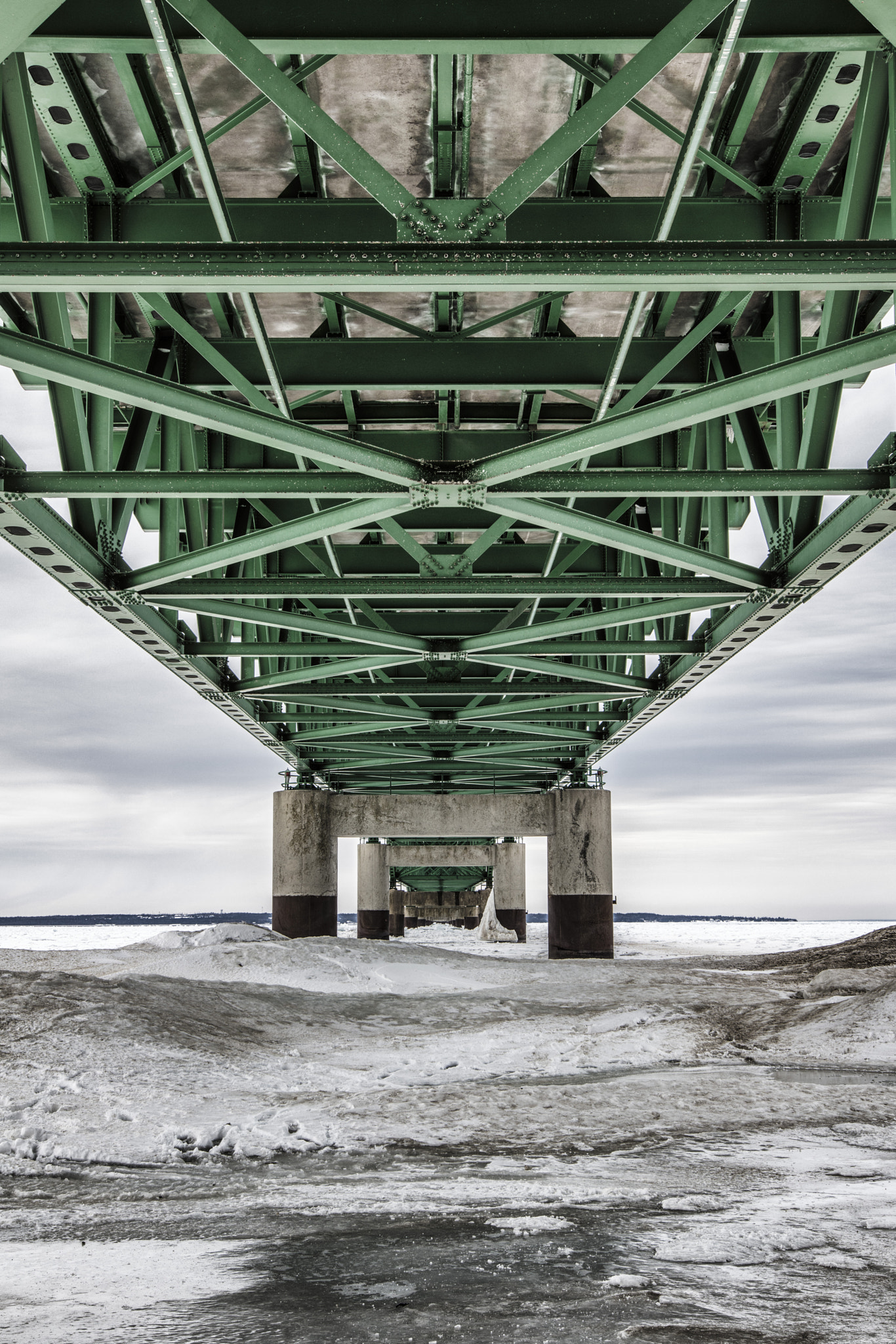Canon EF 16-35mm F2.8L II USM sample photo. Mackinac bridge 7 photography