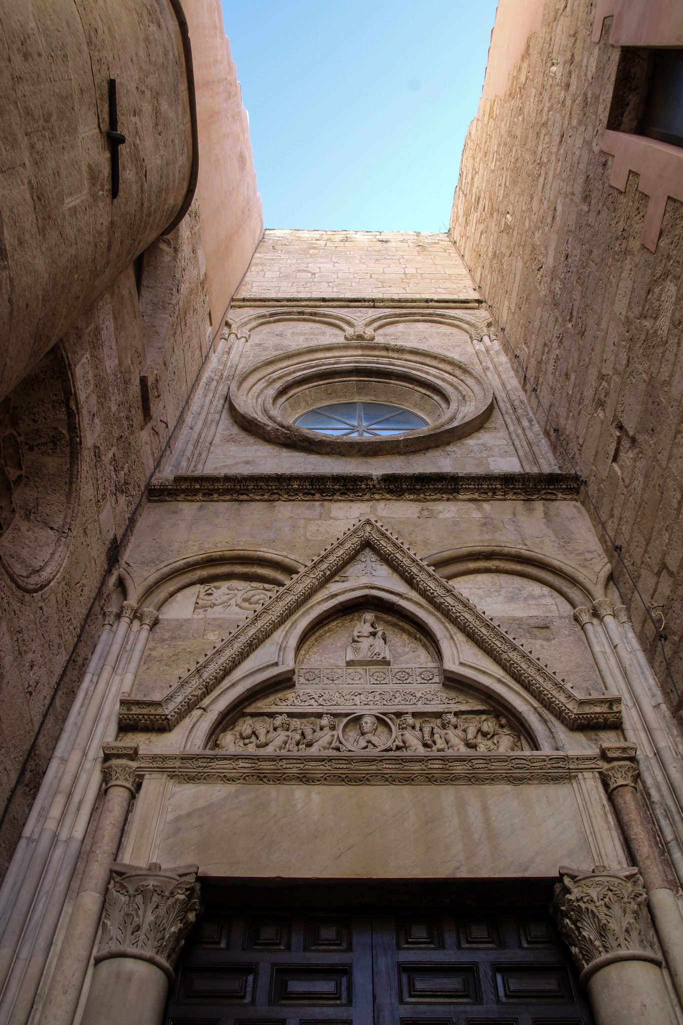 Canon TS-E 90mm F2.8 Tilt-Shift sample photo. Church santa maria cagliari photography