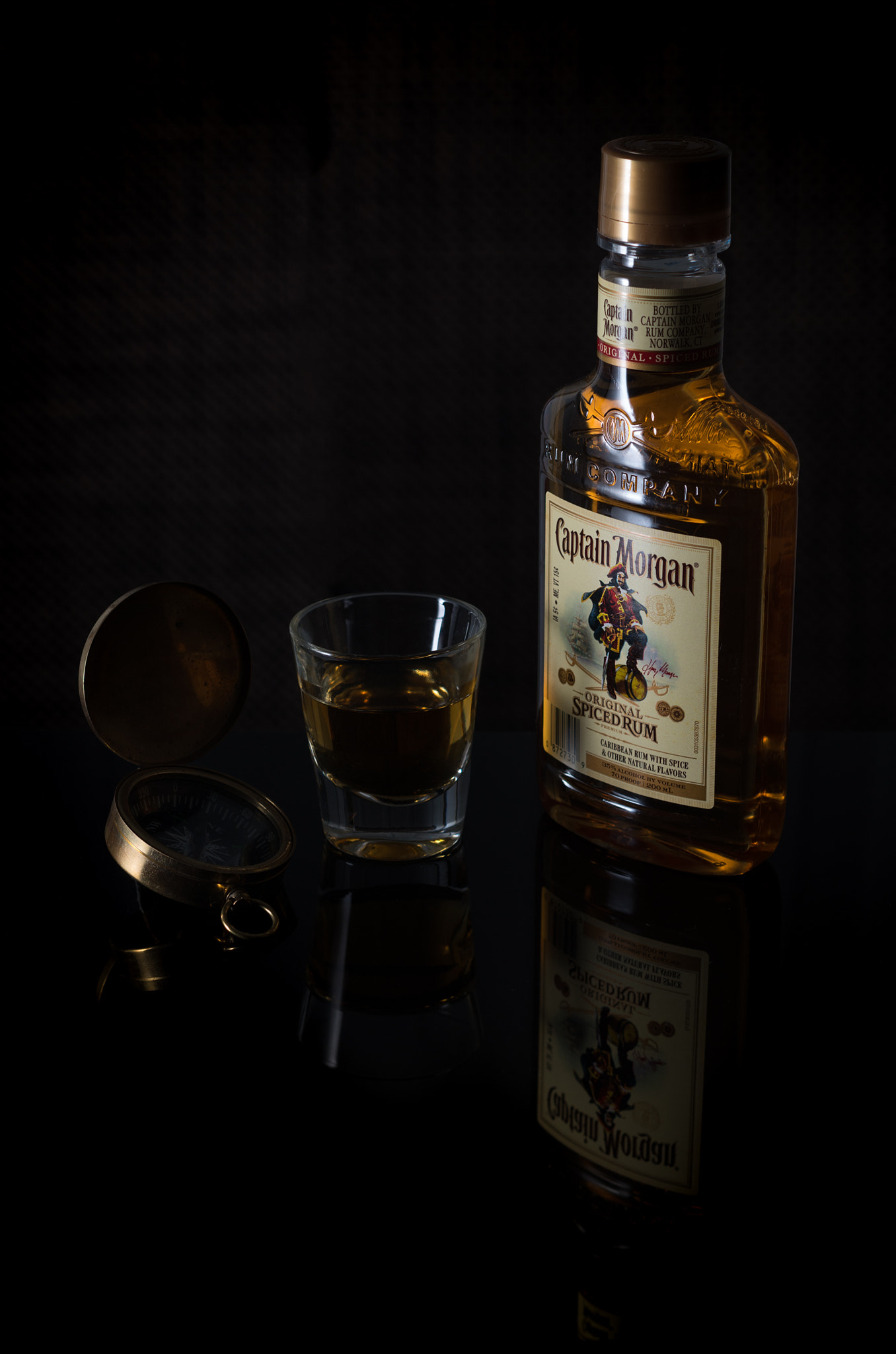 Pentax K-30 + Pentax smc DA 50mm F1.8 sample photo. Captain's compass photography