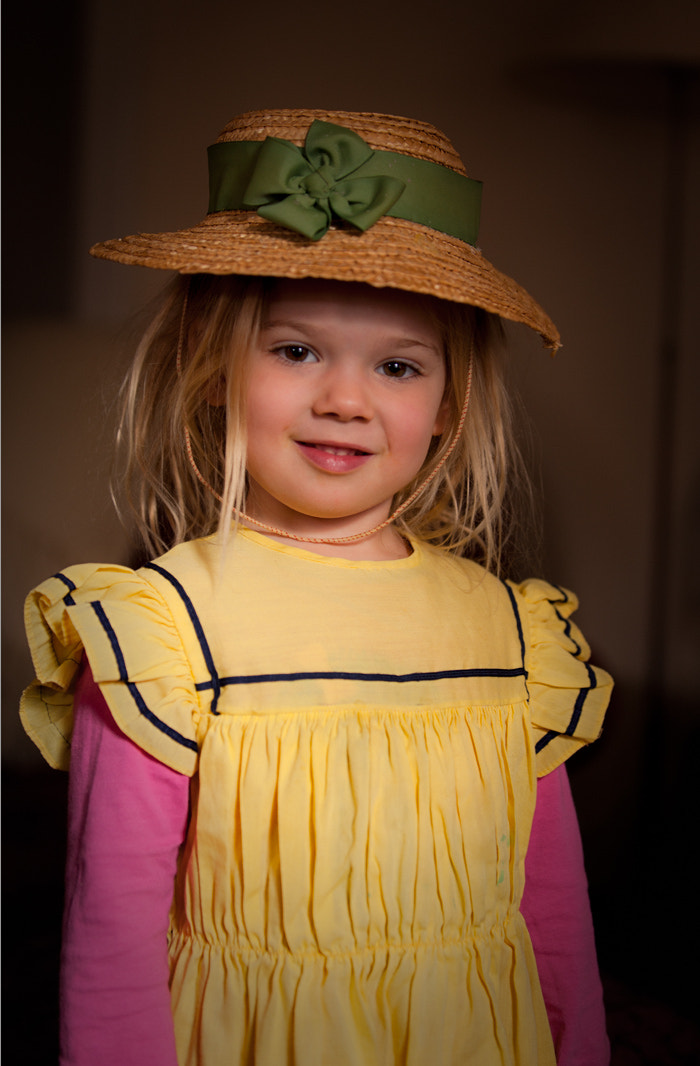 Canon EOS-1Ds Mark III sample photo. Yellow dress photography
