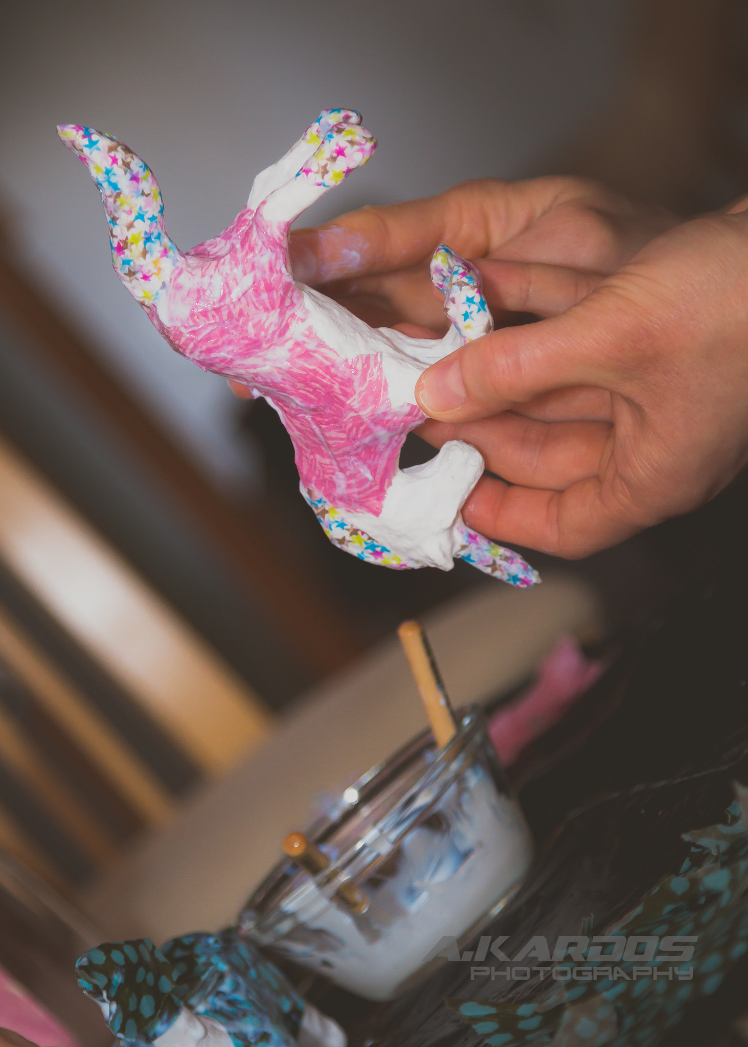Canon EOS 700D (EOS Rebel T5i / EOS Kiss X7i) sample photo. Craft time with kids photography