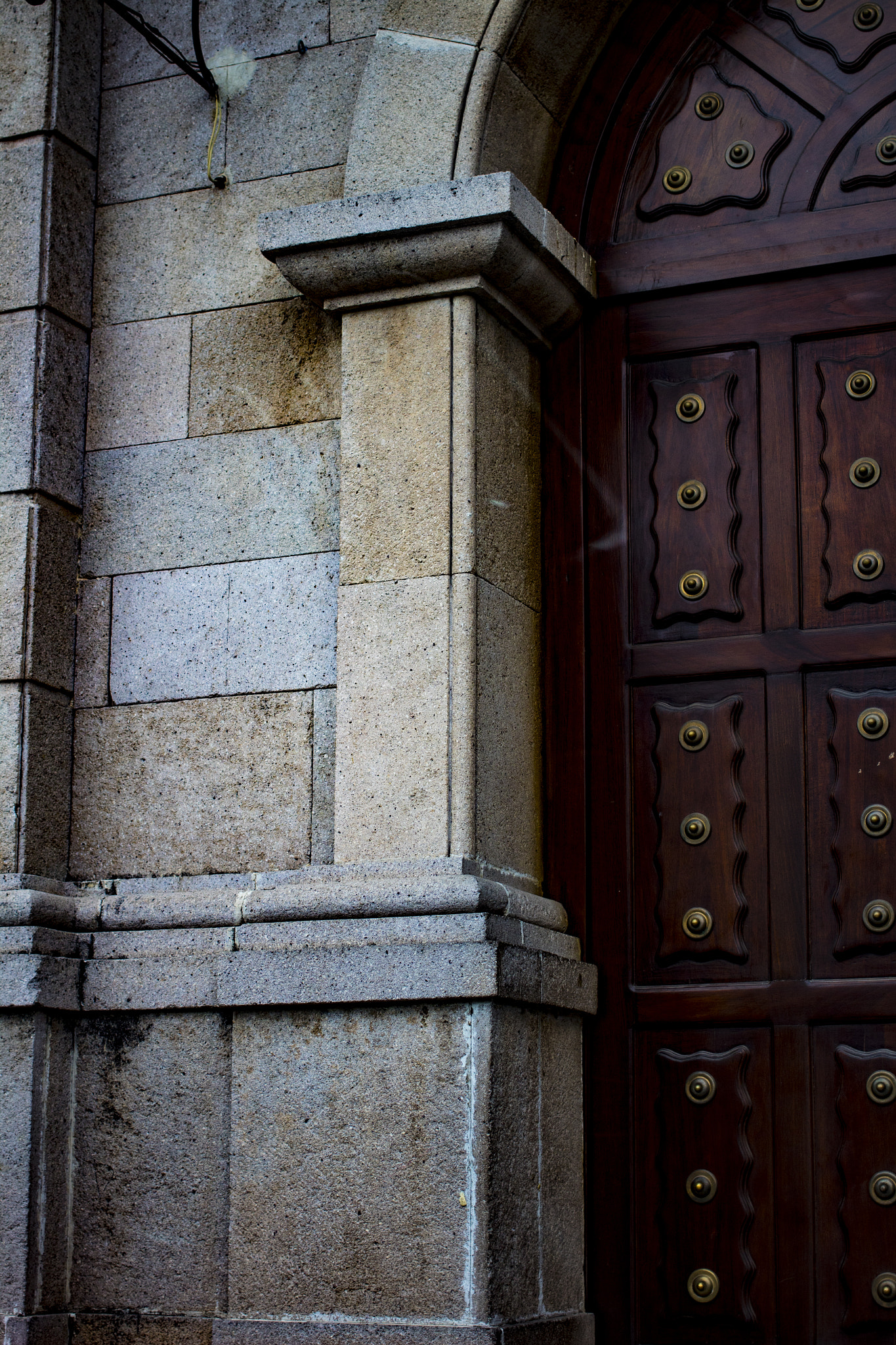 Canon EF 40mm F2.8 STM sample photo. Door photography