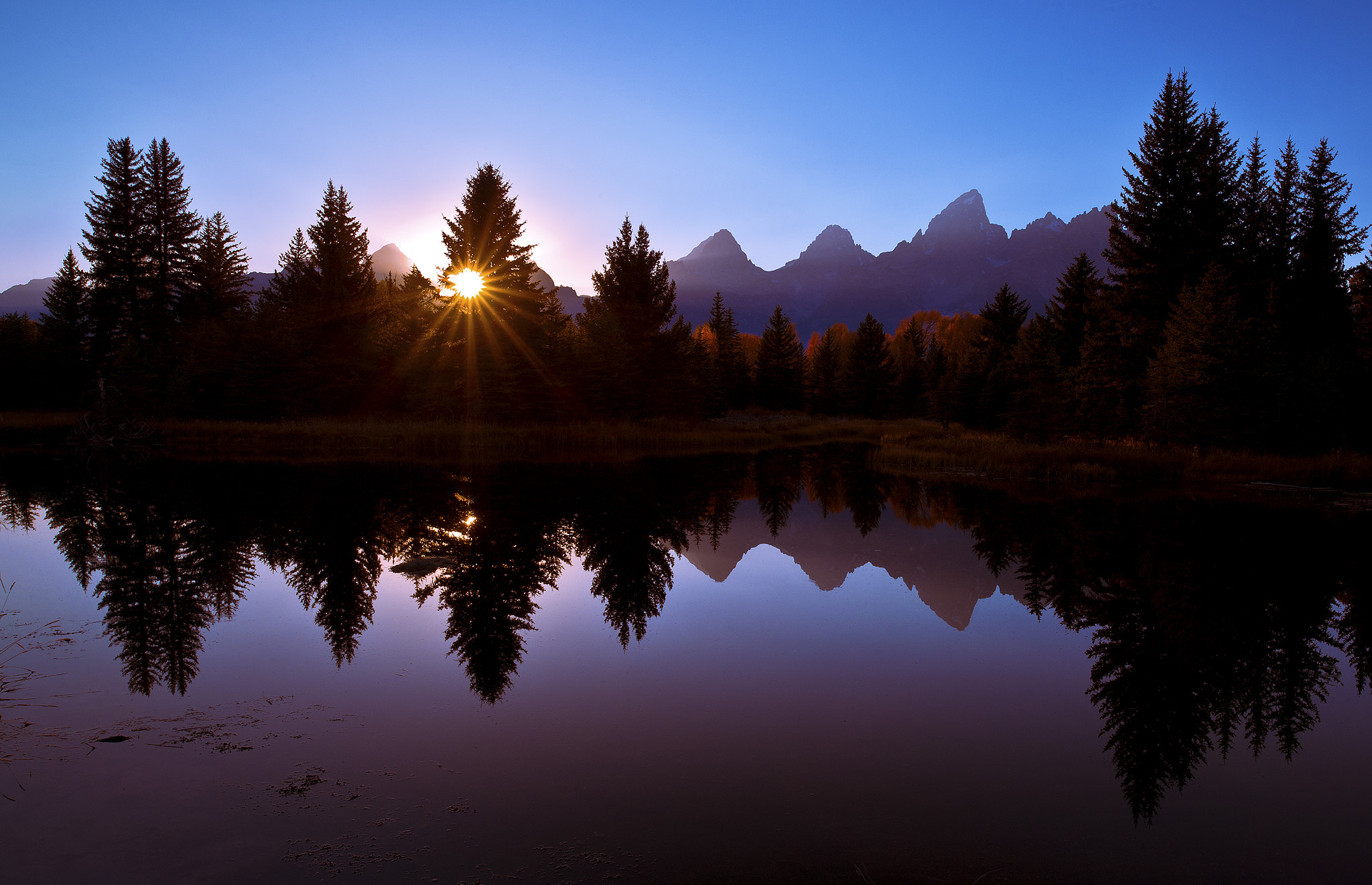 Canon EOS-1Ds Mark III sample photo. Sunset at schwabacher landing photography