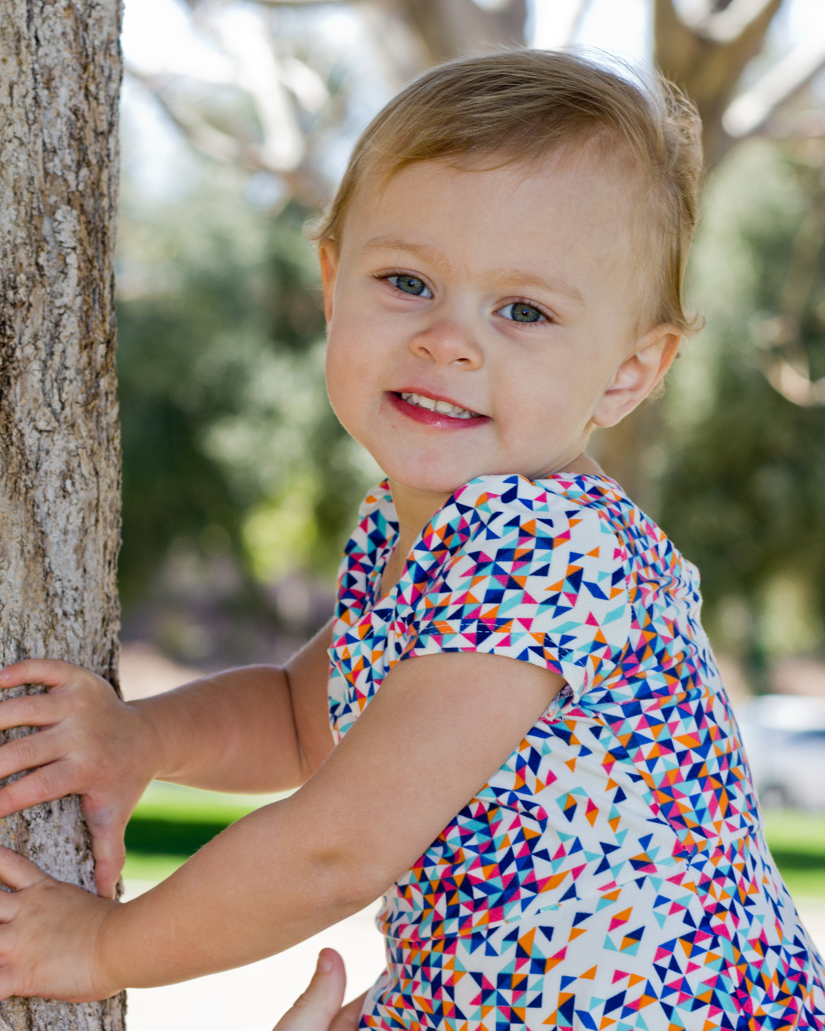 Canon EF 85mm F1.8 USM sample photo. Ry at the park photography