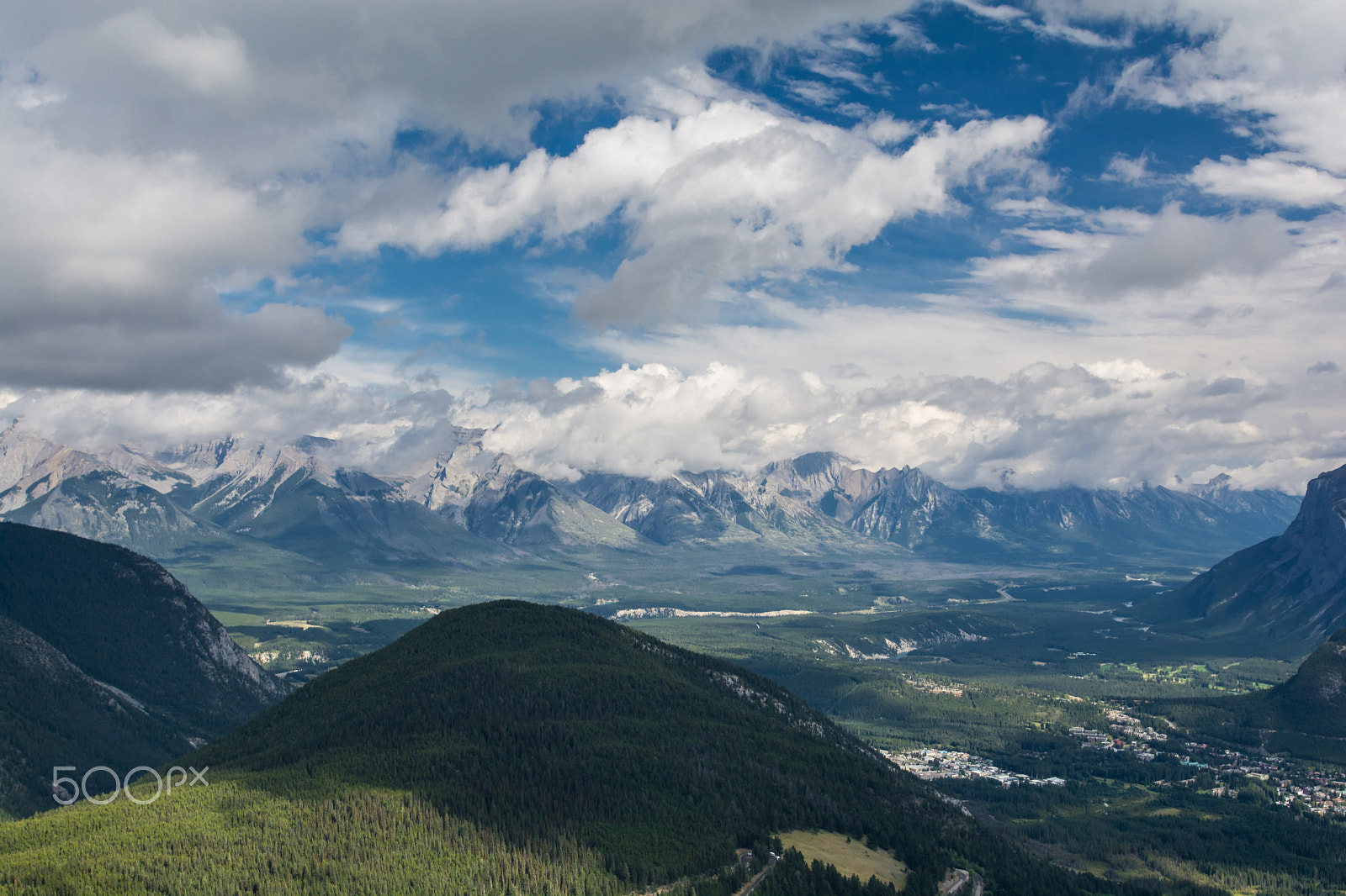 Nikon AF-S Nikkor 24-120mm F4G ED VR sample photo. Canadian mountains, clouds photography
