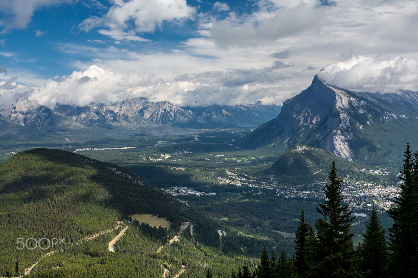 Nikon AF-S Nikkor 24-120mm F4G ED VR sample photo. Canadian mountains, clouds photography