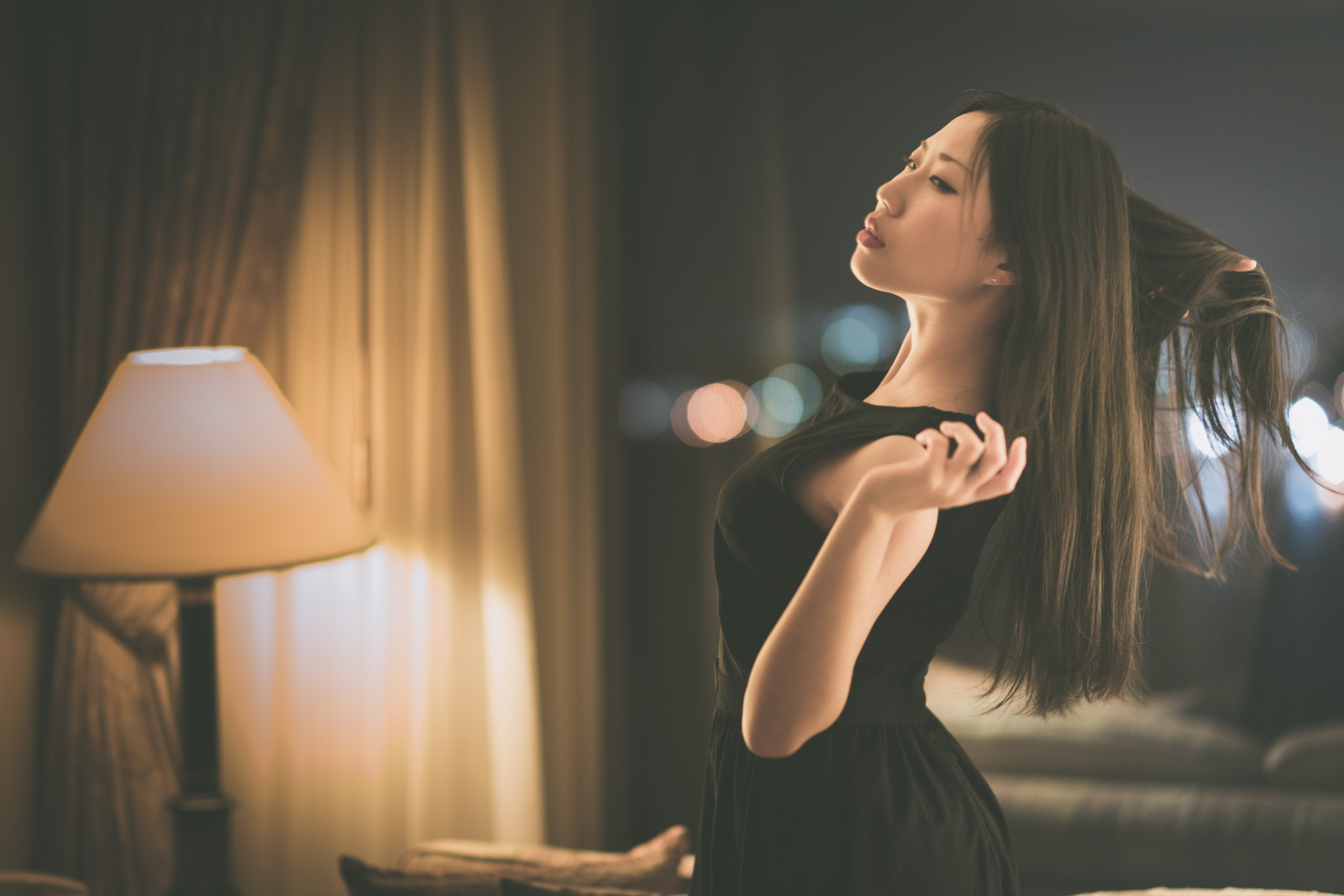 Sony Planar T* 85mm F1.4 ZA sample photo. Midnight blue photography