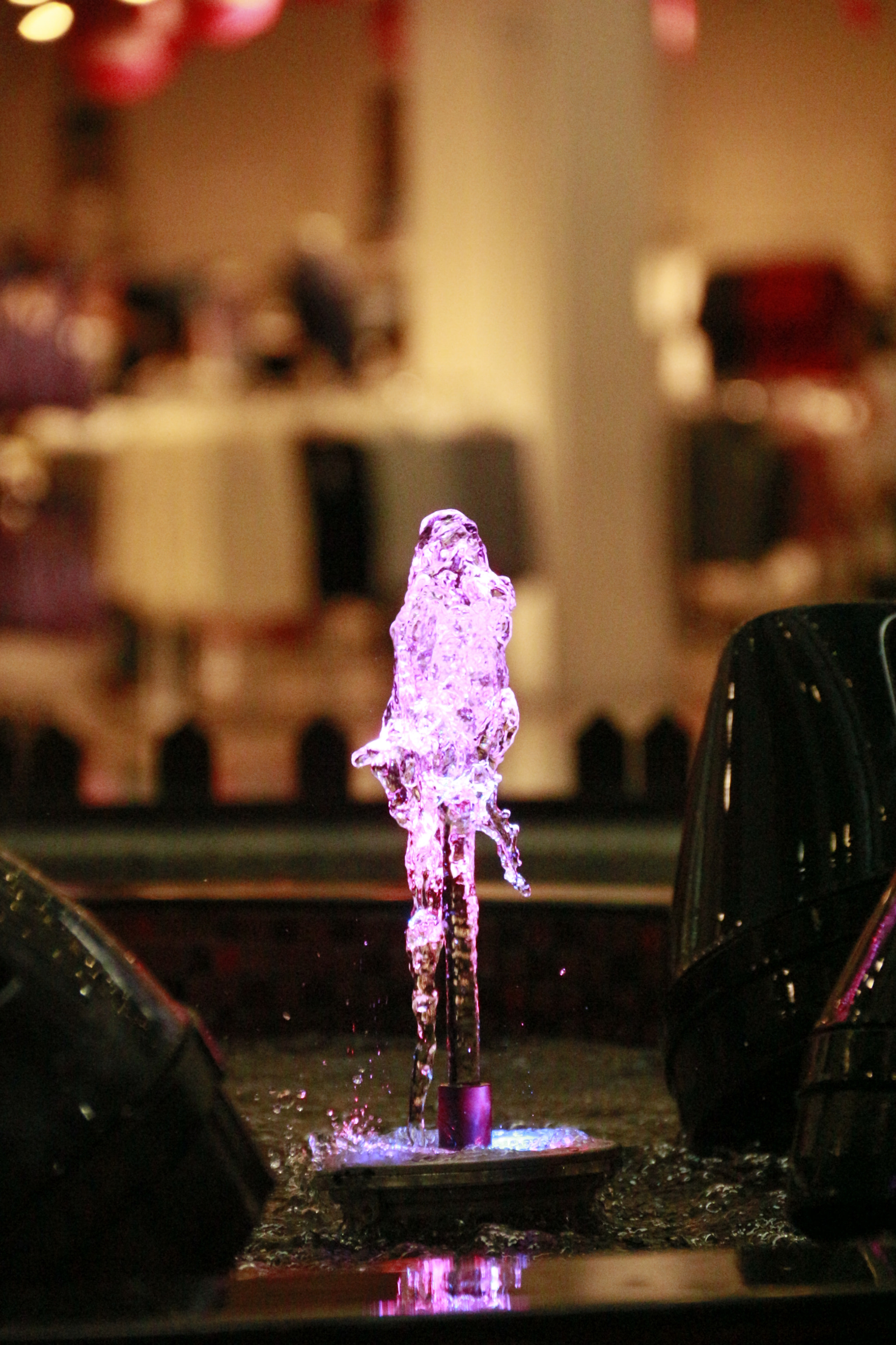 Canon EF-S 18-135mm F3.5-5.6 IS sample photo. Water dance photography