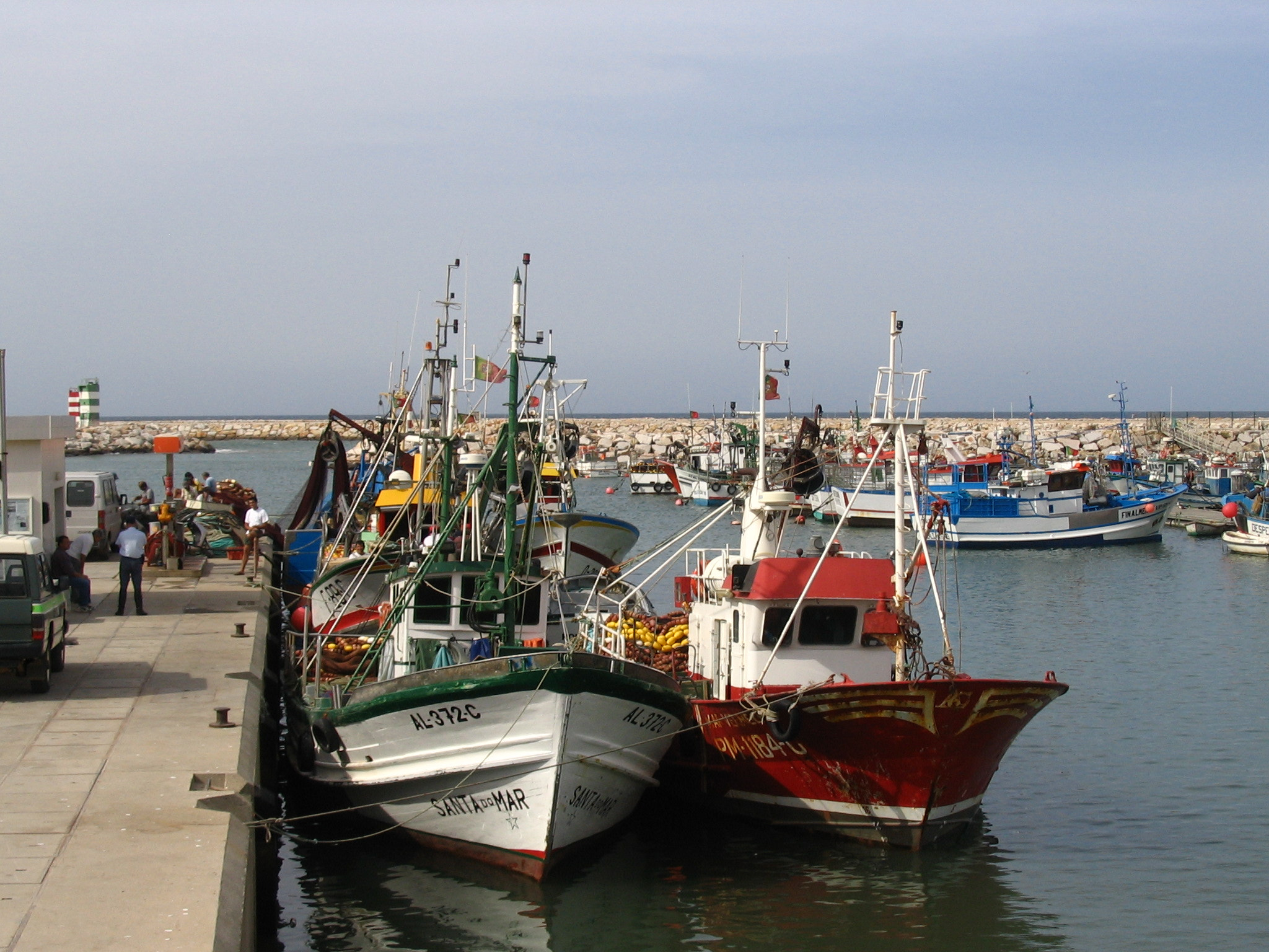 Canon POWERSHOT A75 sample photo. Fishermens' boats photography