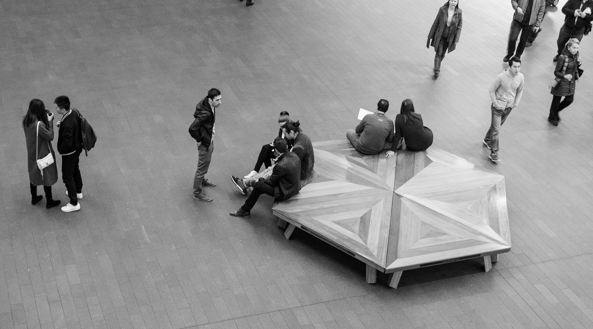 Fujifilm XF 27mm F2.8 sample photo. Strangers in a museum photography