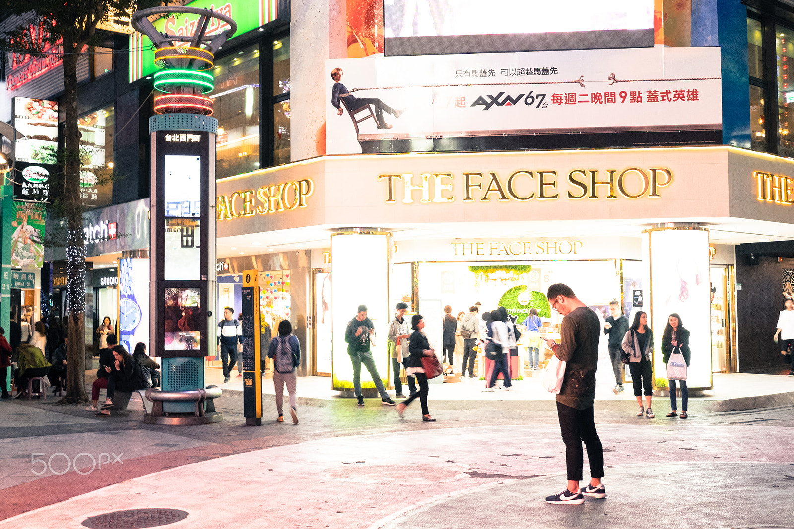 Fujifilm XF 27mm F2.8 sample photo. Street snap. photography