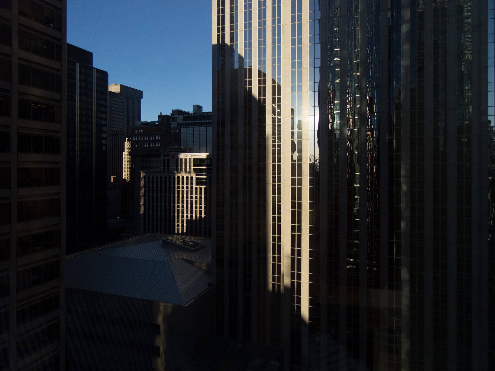 Samsung EX1 sample photo. Toronto buildings photography