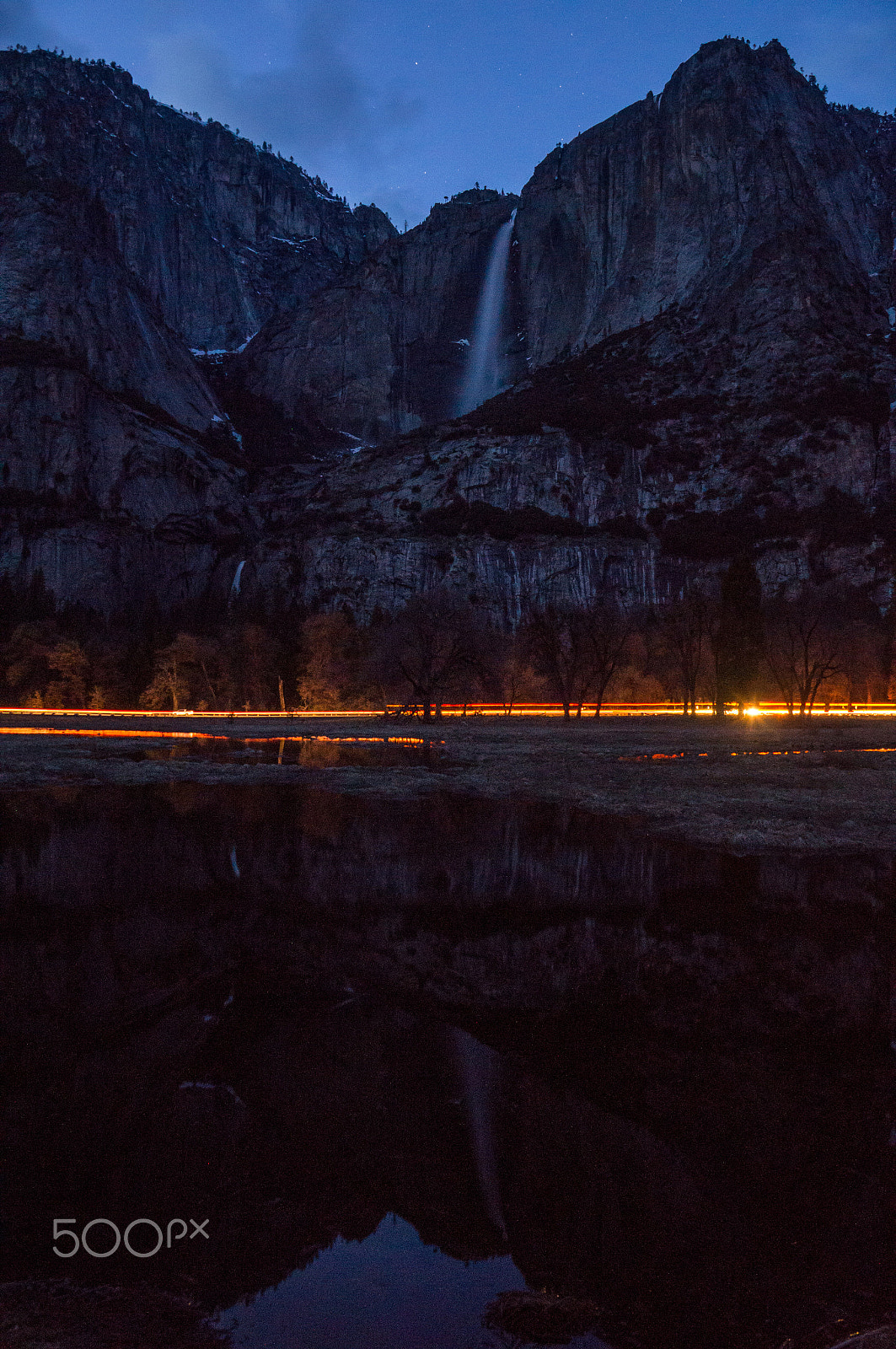 Sony DT 18-135mm F3.5-5.6 SAM sample photo. Waterfall reflection photography