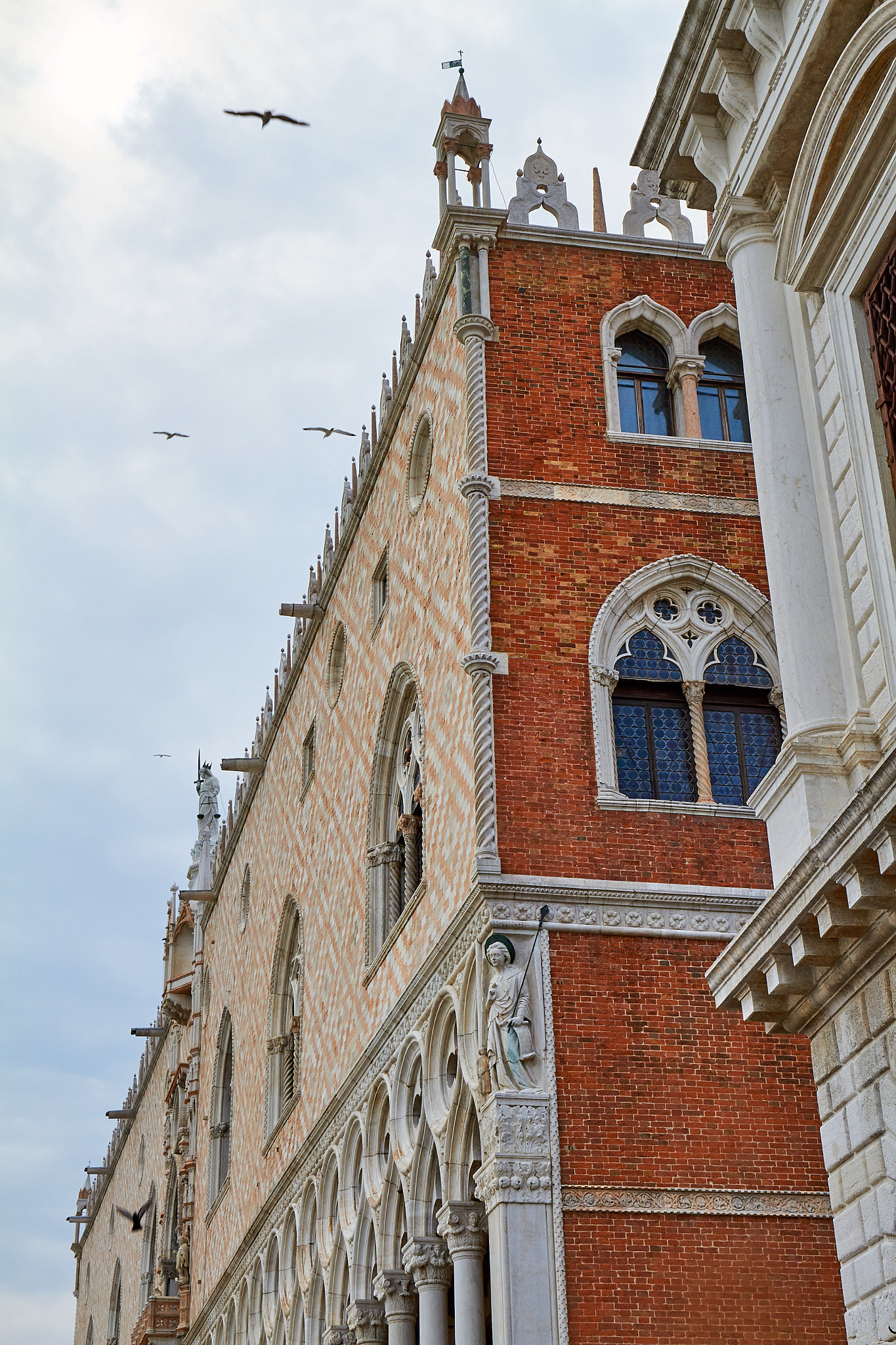 Canon EF 16-35mm F4L IS USM sample photo. Palazzo ducale / doge's palace photography
