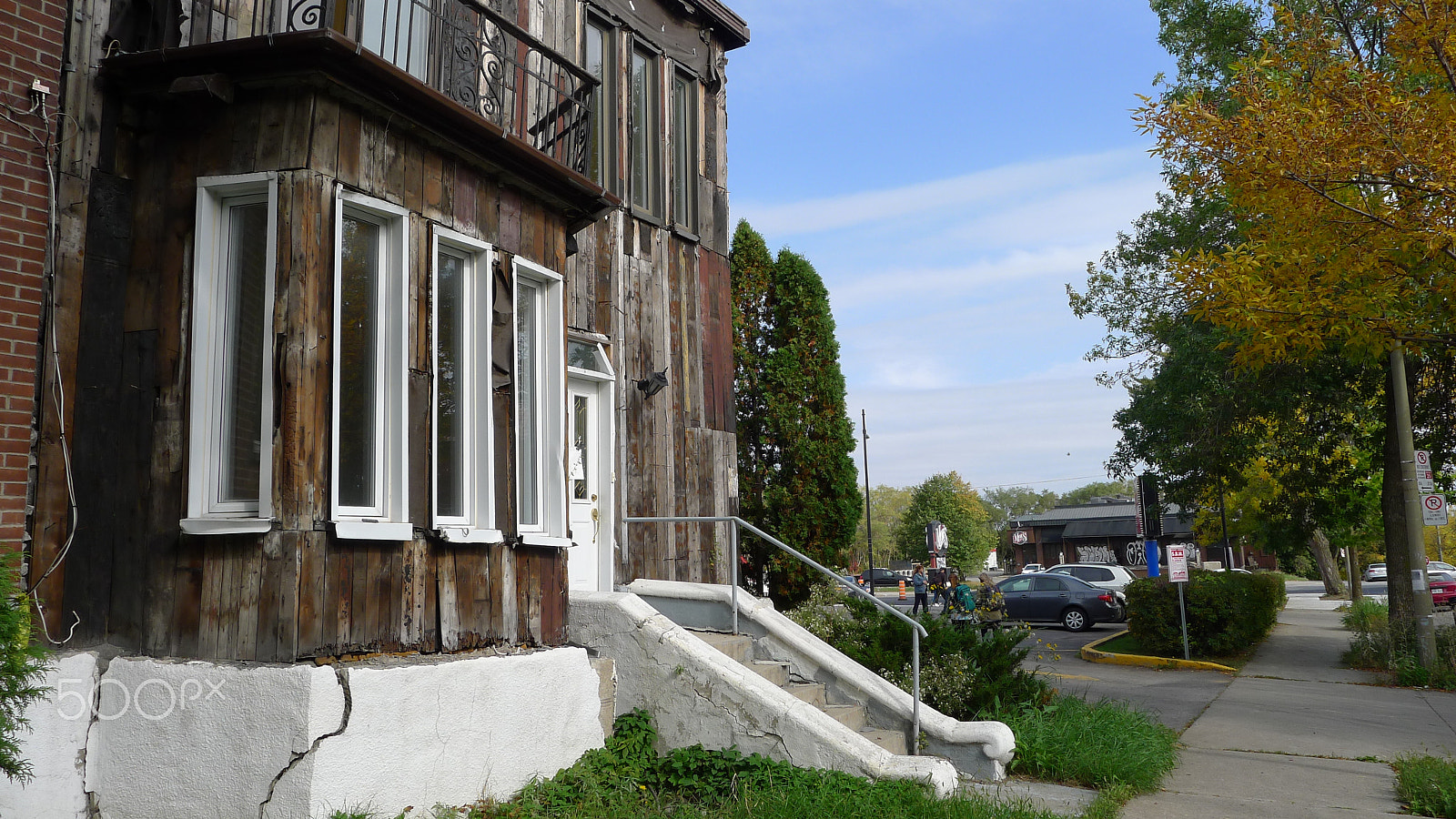 Leica D-LUX 5 sample photo. Old house photography