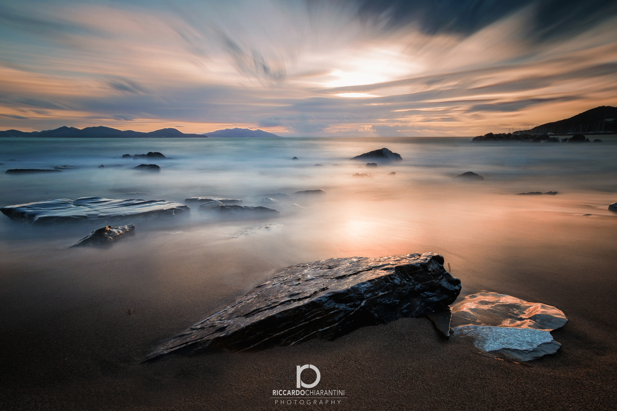 Canon EOS 6D + Canon EF 17-35mm f/2.8L sample photo. Toscana piombino canaletto photography