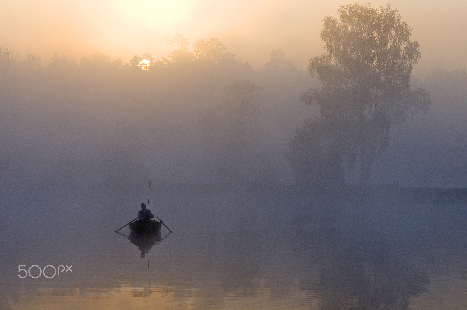 Nikon D300 + Nikon AF-S Nikkor 28-70mm F2.8 ED-IF sample photo. Fisherman early in the morning photography