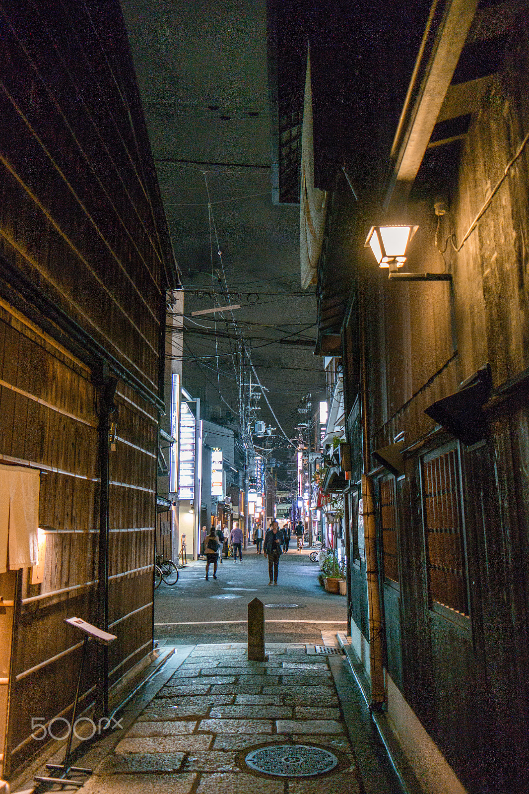 Samsung NX300 + Samsung NX 18-55mm F3.5-5.6 OIS sample photo. Vecchio e nuovo in kyoto photography