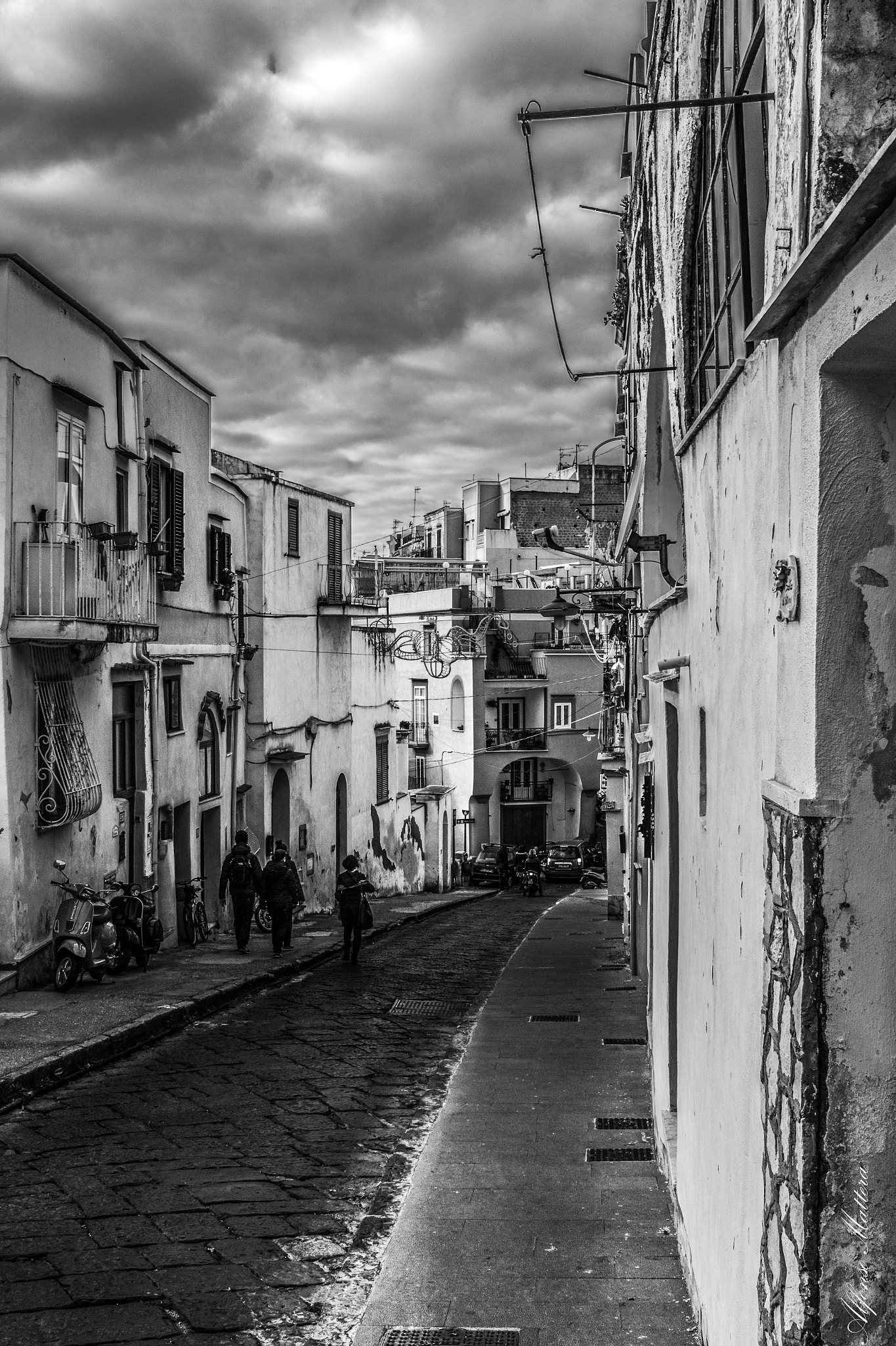 Canon EF-S 24mm F2.8 STM sample photo. Verso la corricella photography