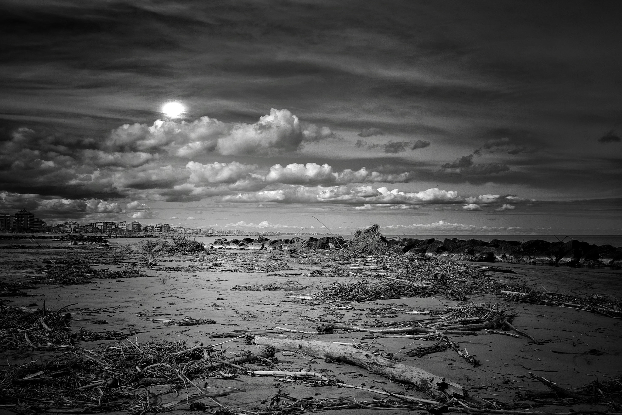 Canon EOS 400D (EOS Digital Rebel XTi / EOS Kiss Digital X) sample photo. Beach after the storm photography