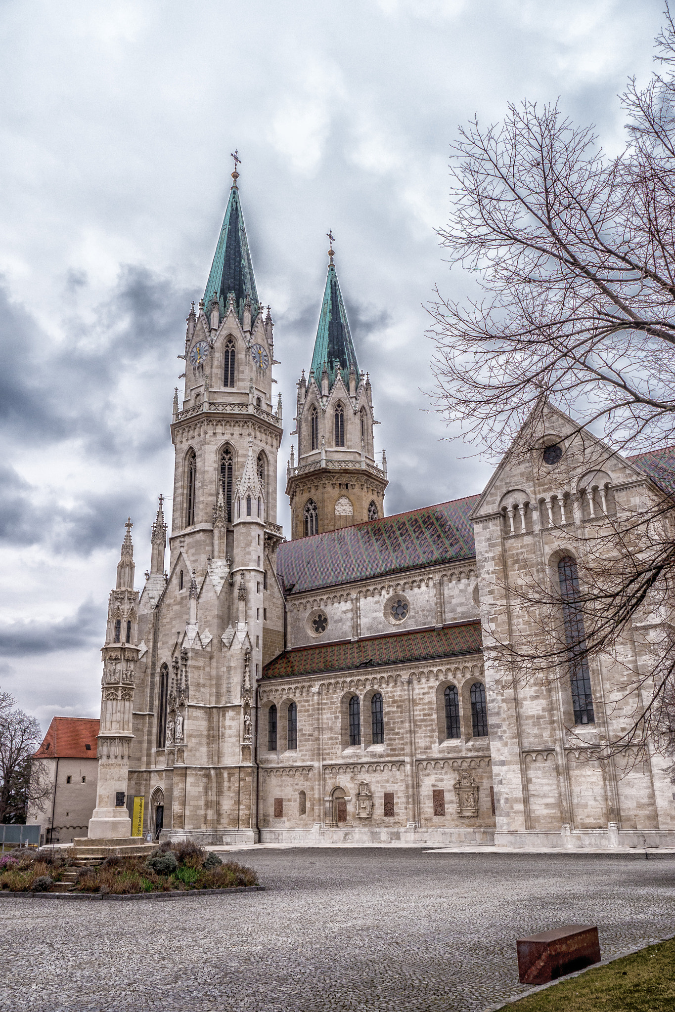 Panasonic Lumix DMC-G6 sample photo. Church abbey klosterneuburg photography