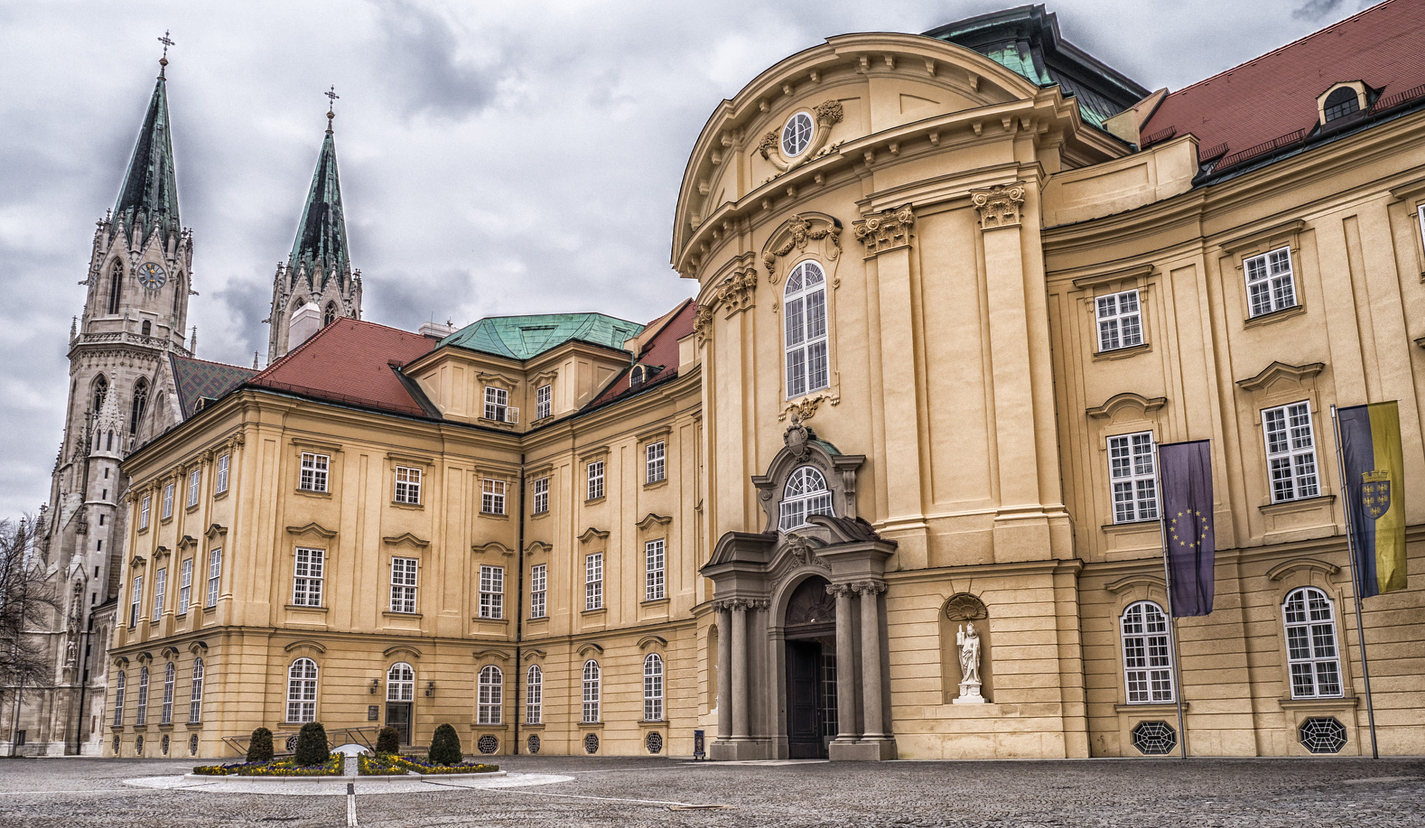 Panasonic Lumix DMC-G6 sample photo. Abbey klosterneuburg photography