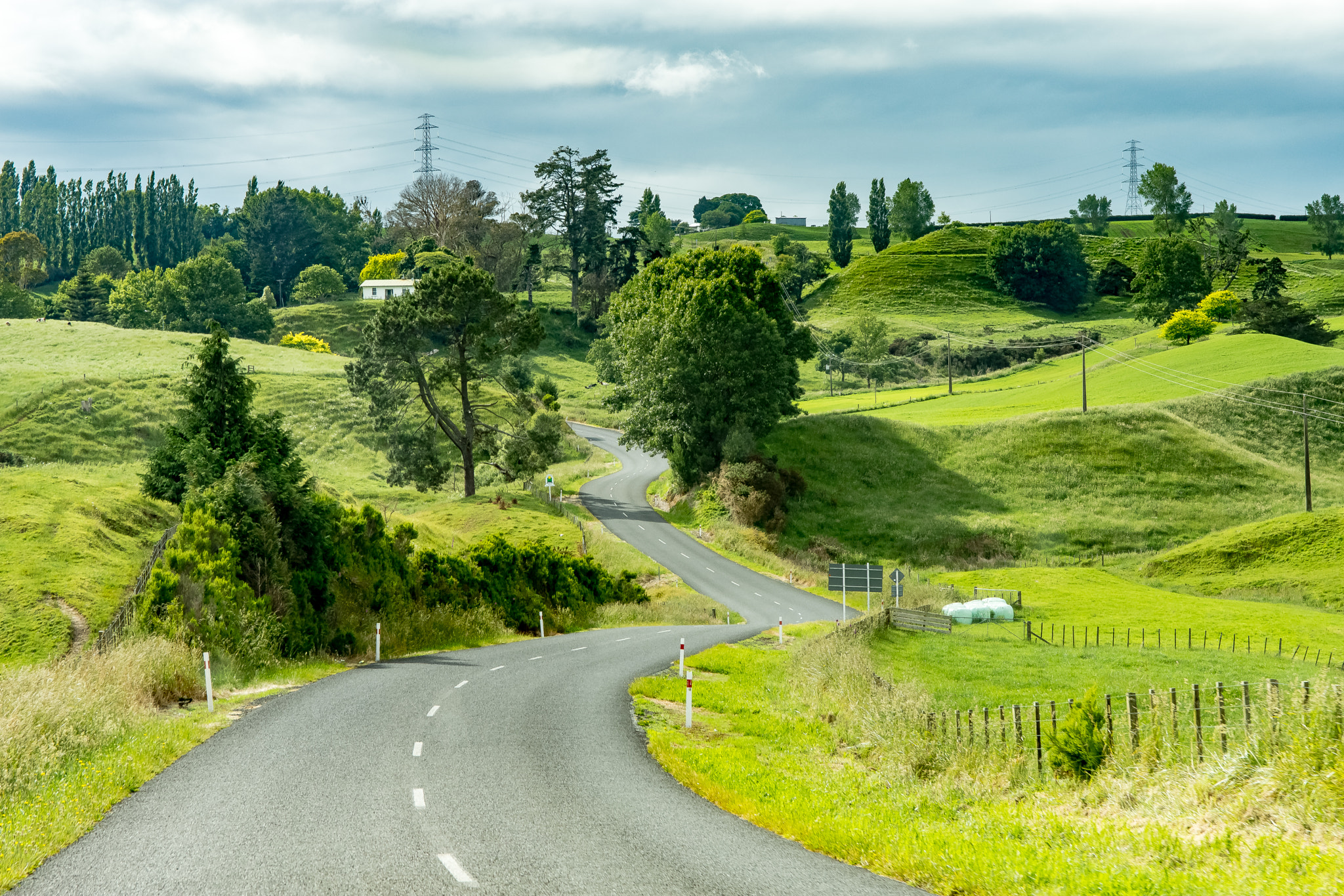 Nikon D7200 sample photo. On the road photography