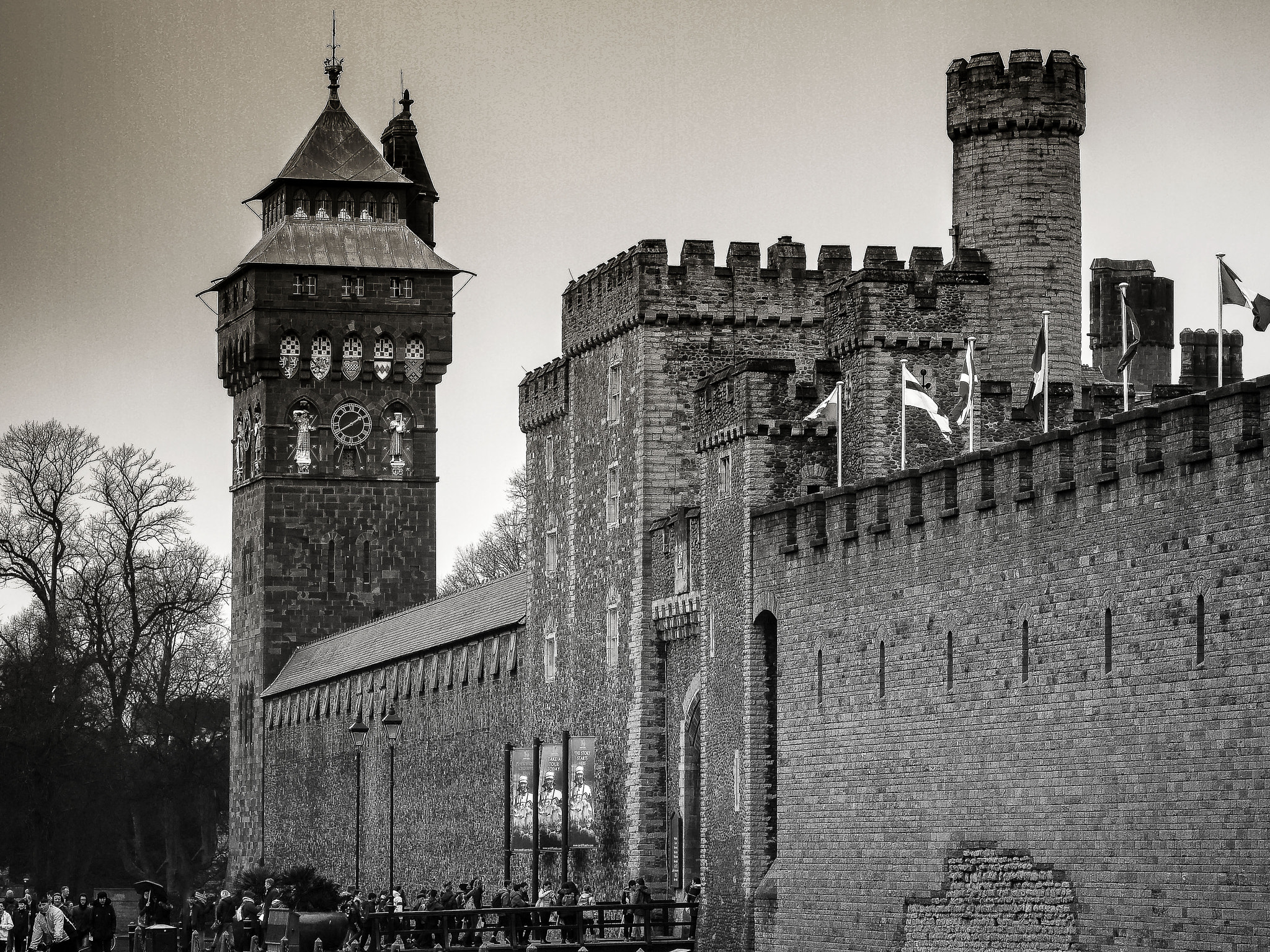 Panasonic Lumix DMC-GF5 + Sigma 60mm F2.8 DN Art sample photo. Cardiff castle, norman tower photography
