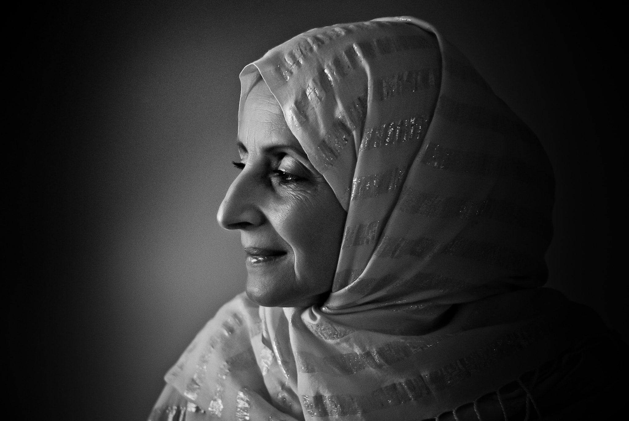 Nikon D200 sample photo. A portrait of moroccan immigrant photography