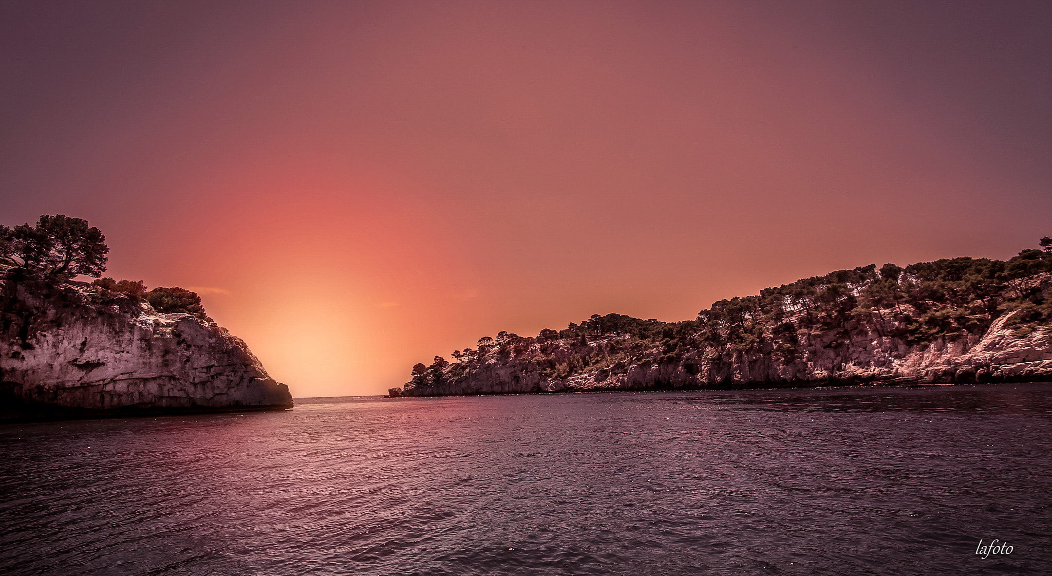 Canon EF-S 10-22mm F3.5-4.5 USM sample photo. Seascape photography