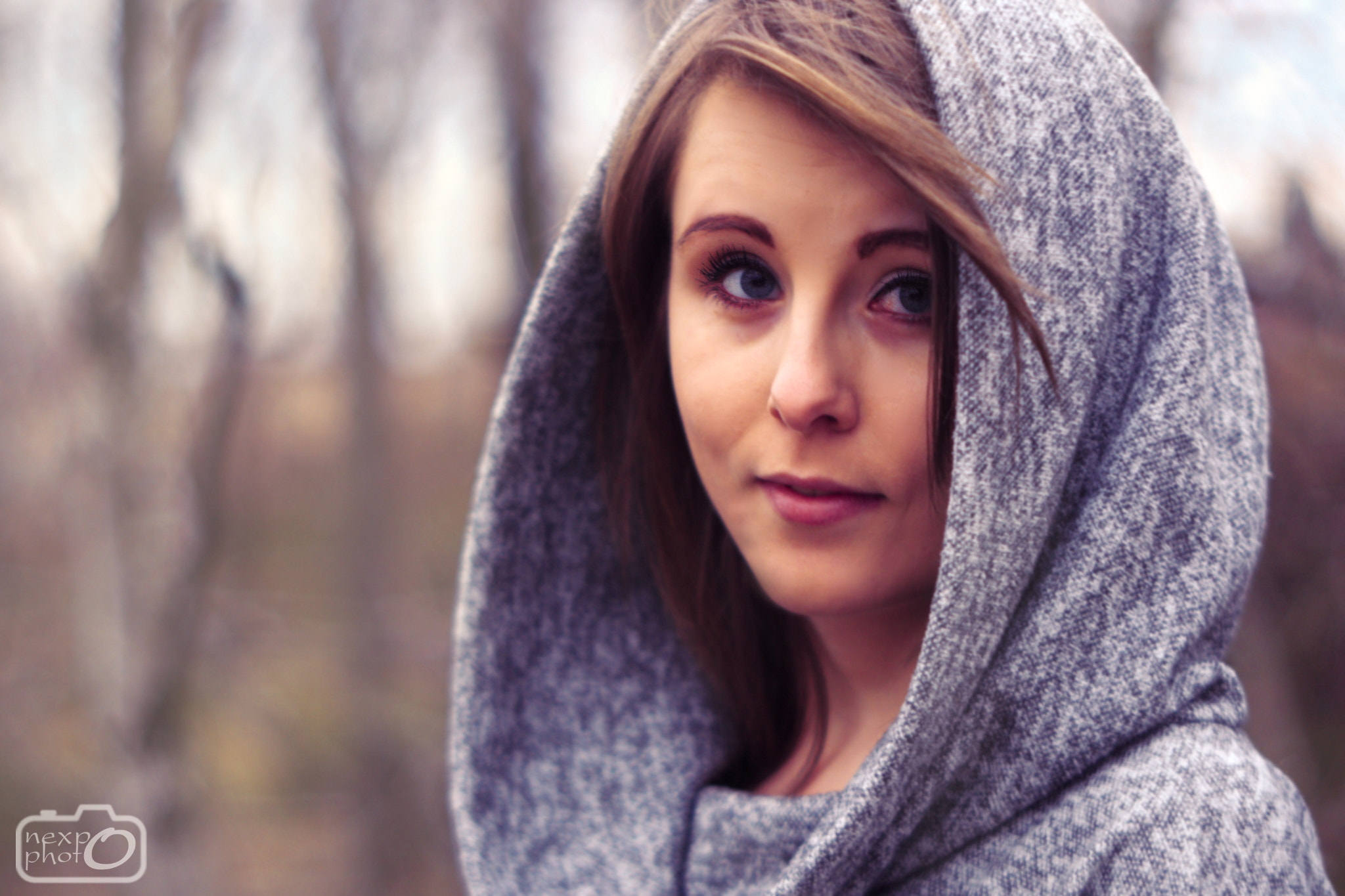 Manual Lens No CPU sample photo. Marzena in forest photography