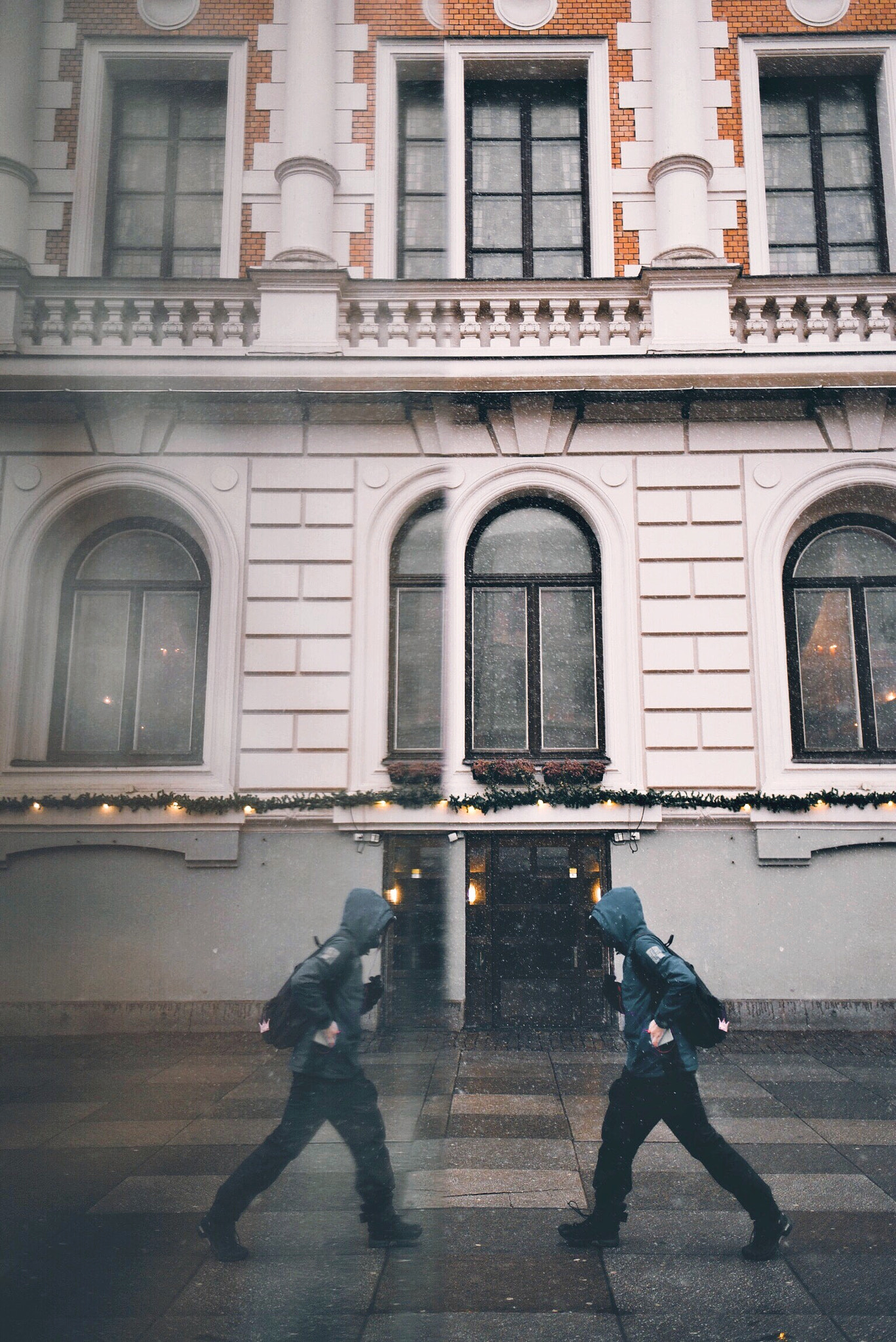 Canon EOS 6D + Canon EF 35mm F2 IS USM sample photo. Snowy day photography