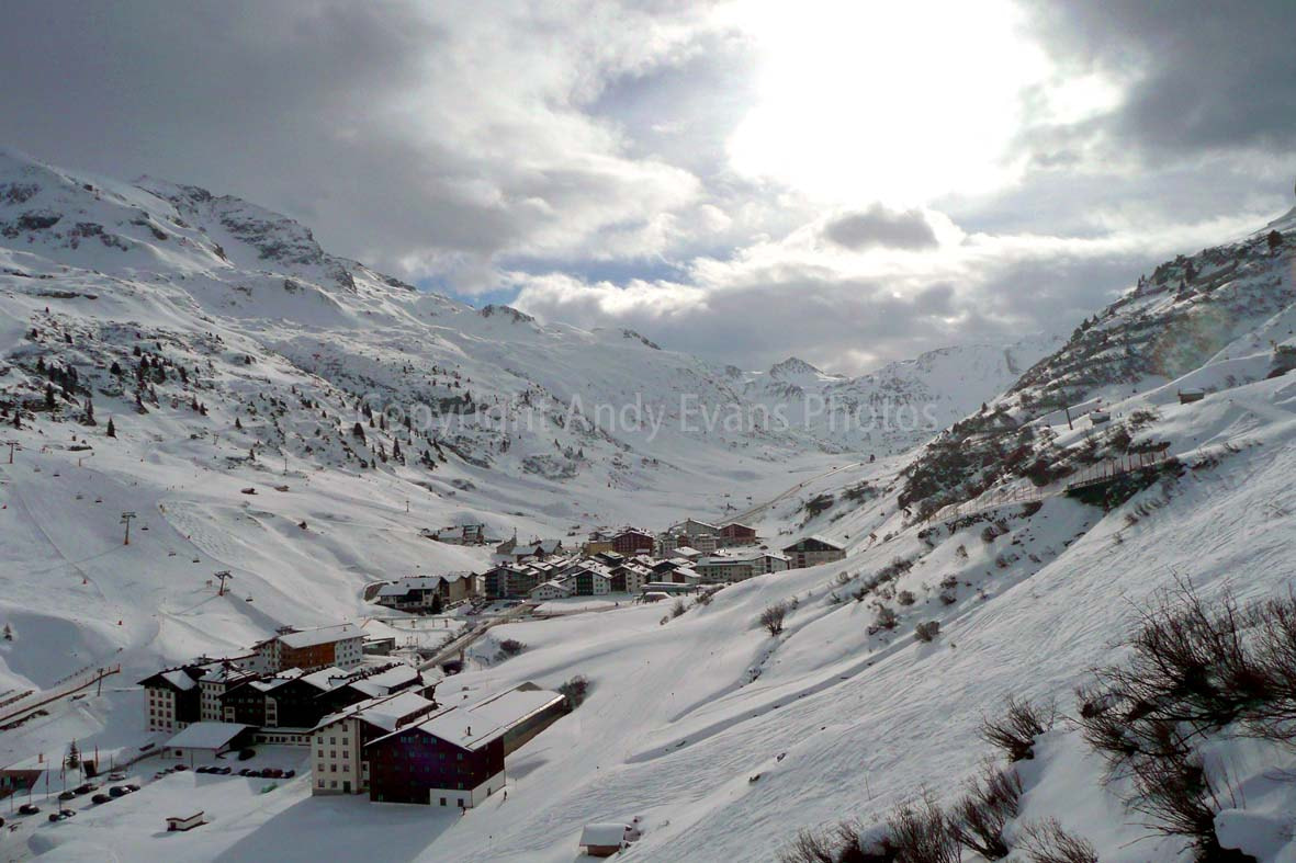Panasonic DMC-TZ3 sample photo. Zurs, arlberg ski region, vorarlberg, austria photography