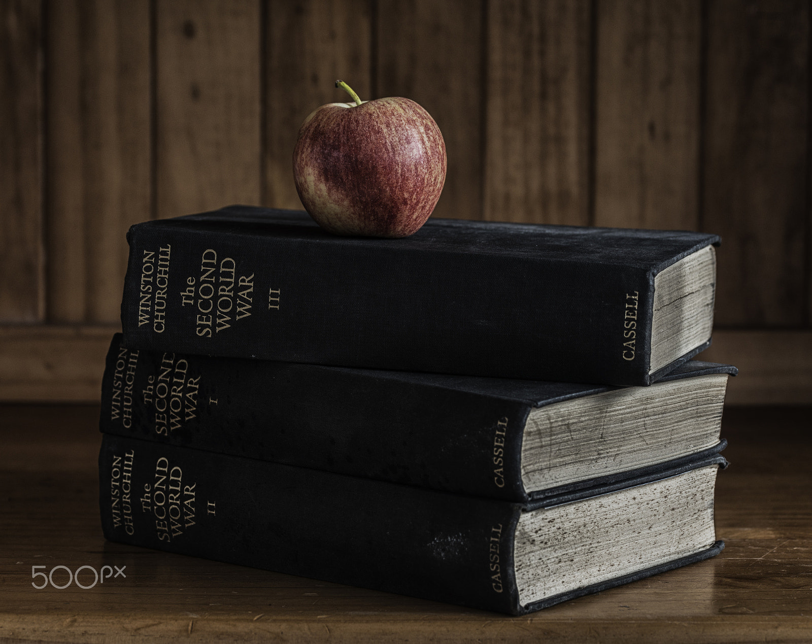 Sigma 105mm F2.8 EX DG OS HSM sample photo. Apple hdr version photography