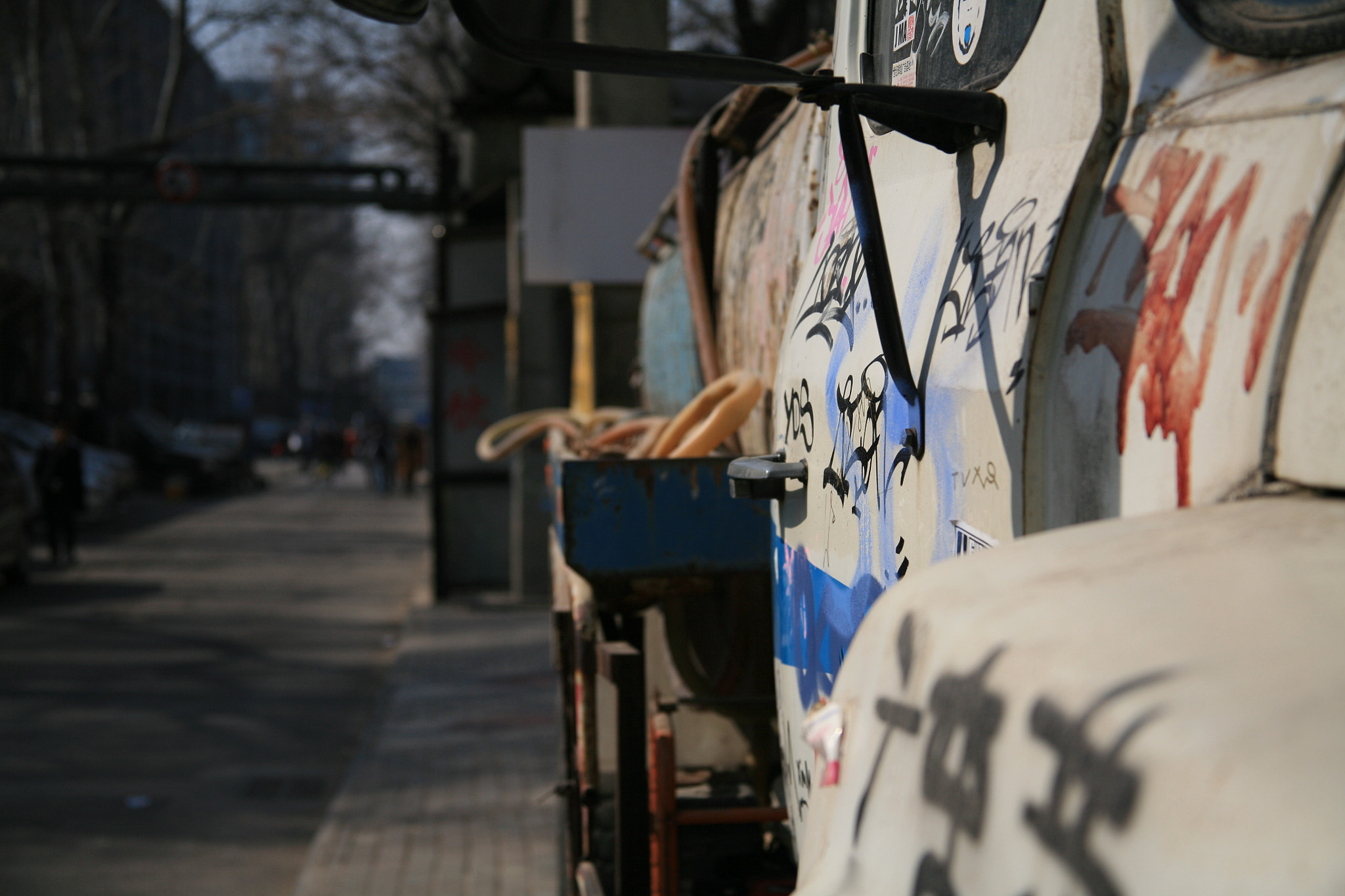 Canon EF 28-135mm F3.5-5.6 IS USM sample photo. Scrawl photography