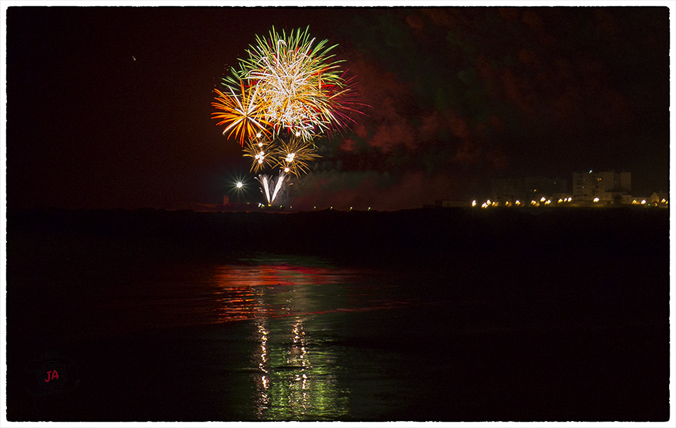 Olympus OM-D E-M10 II + Olympus M.Zuiko Digital ED 7-14mm F2.8 PRO sample photo. Fuegos artificiales96.jpg photography