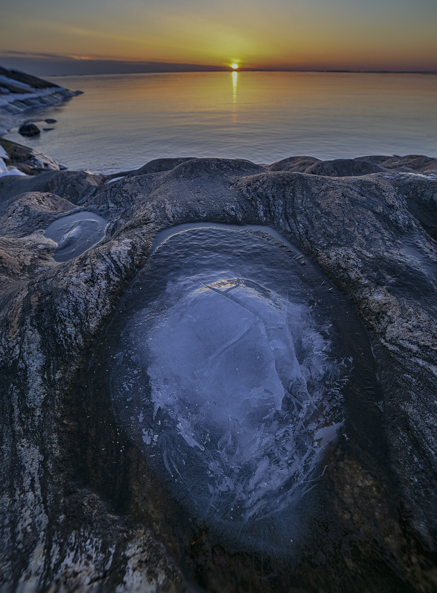 Samyang 14mm F2.8 ED AS IF UMC sample photo. Sunset ice photography