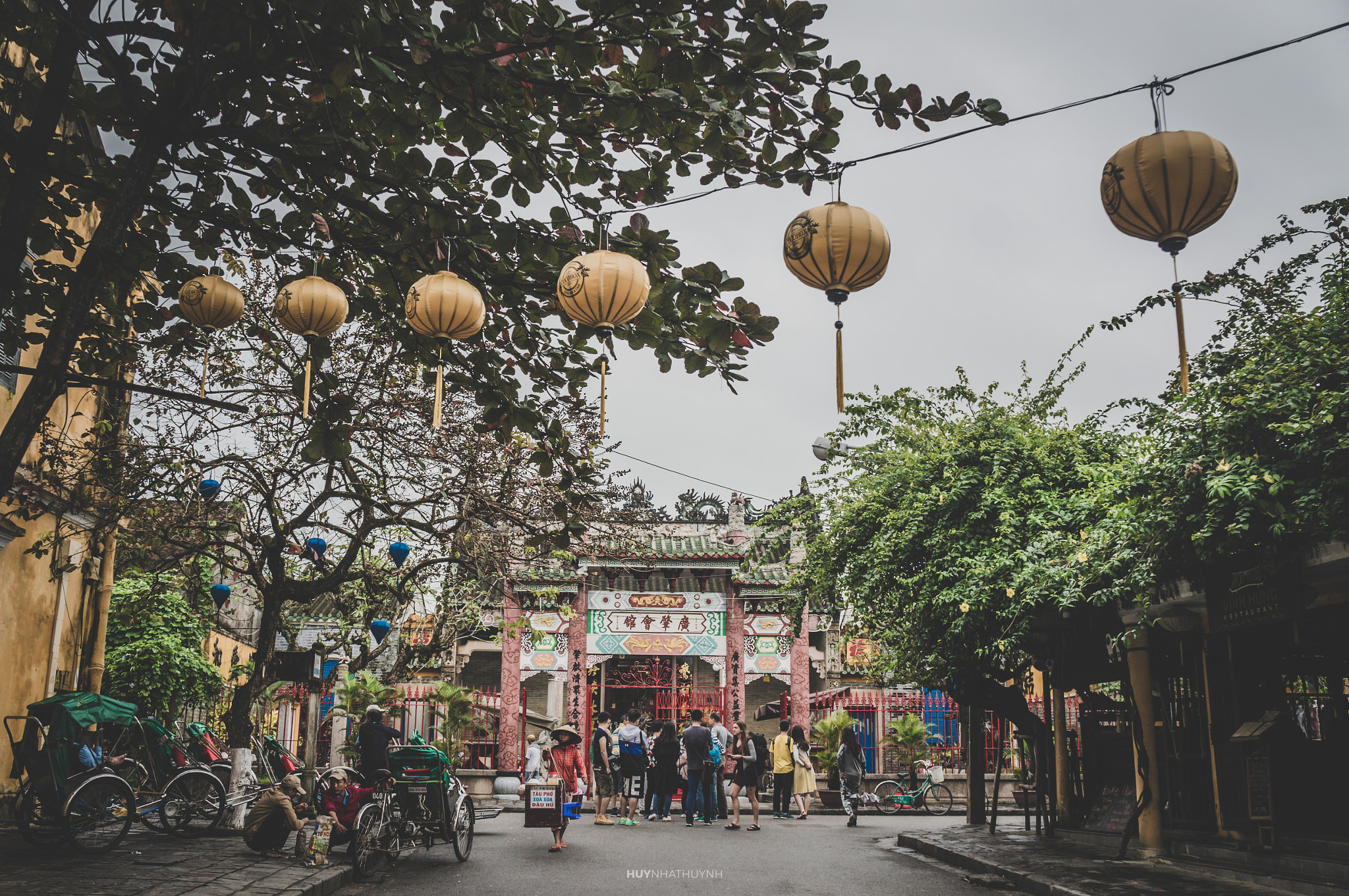 Sony Alpha NEX-6 + Sony E 18-55mm F3.5-5.6 OSS sample photo. Hoi an photography