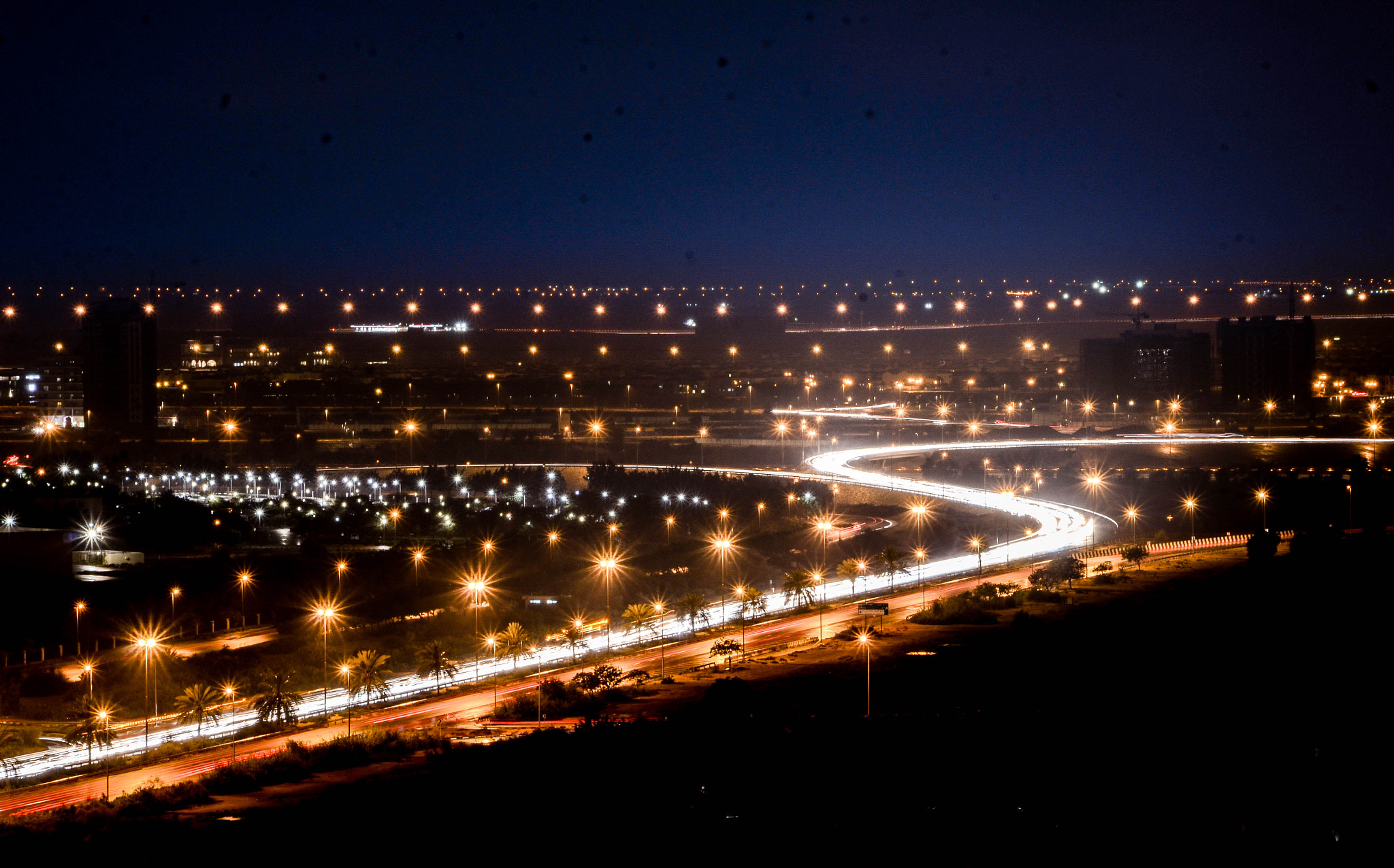 Sigma 18-250mm F3.5-6.3 DC OS HSM sample photo. Light trails photography