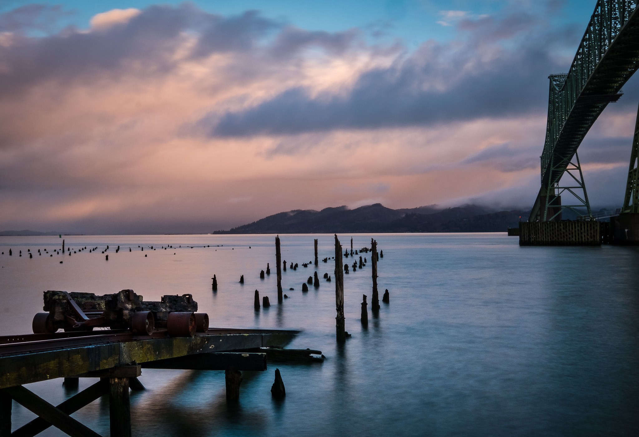Fujifilm X-Pro2 + Fujifilm XF 10-24mm F4 R OIS sample photo. Cannery row sunrise photography
