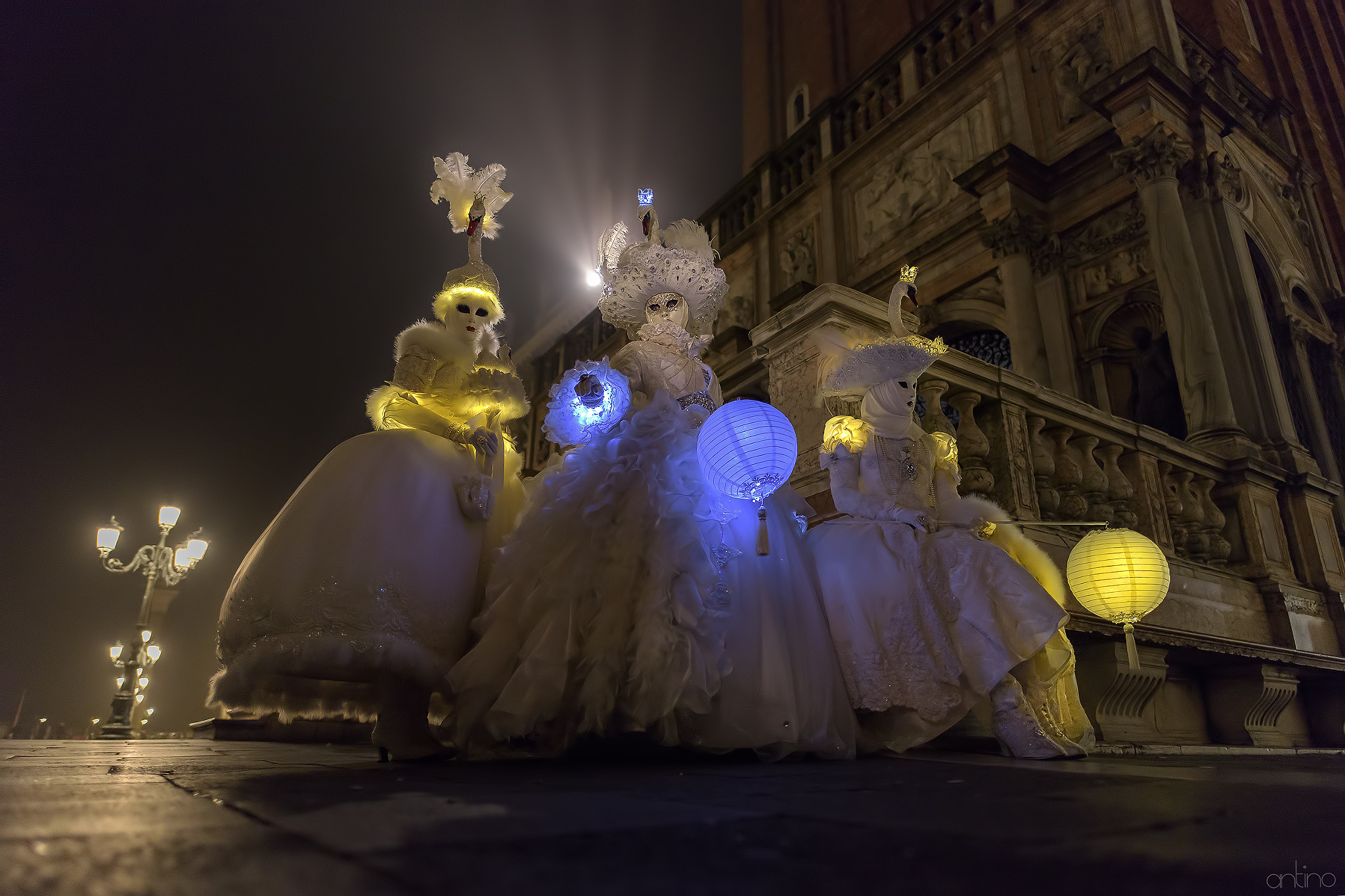 Nikon D810 + Nikon AF-S Nikkor 20mm F1.8G ED sample photo. Wondering venice photography