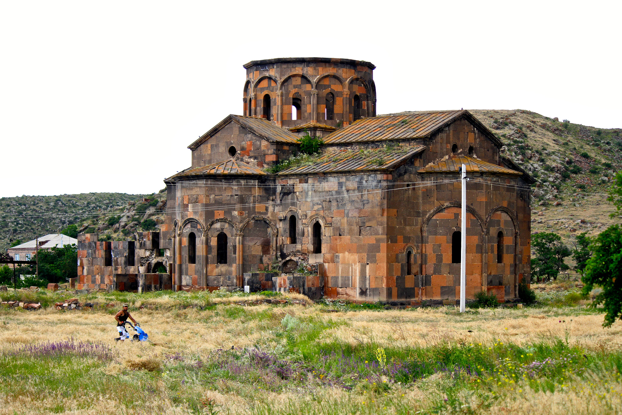 Canon EF-S 55-250mm F4-5.6 IS II sample photo. Talin cathedral armenia photography