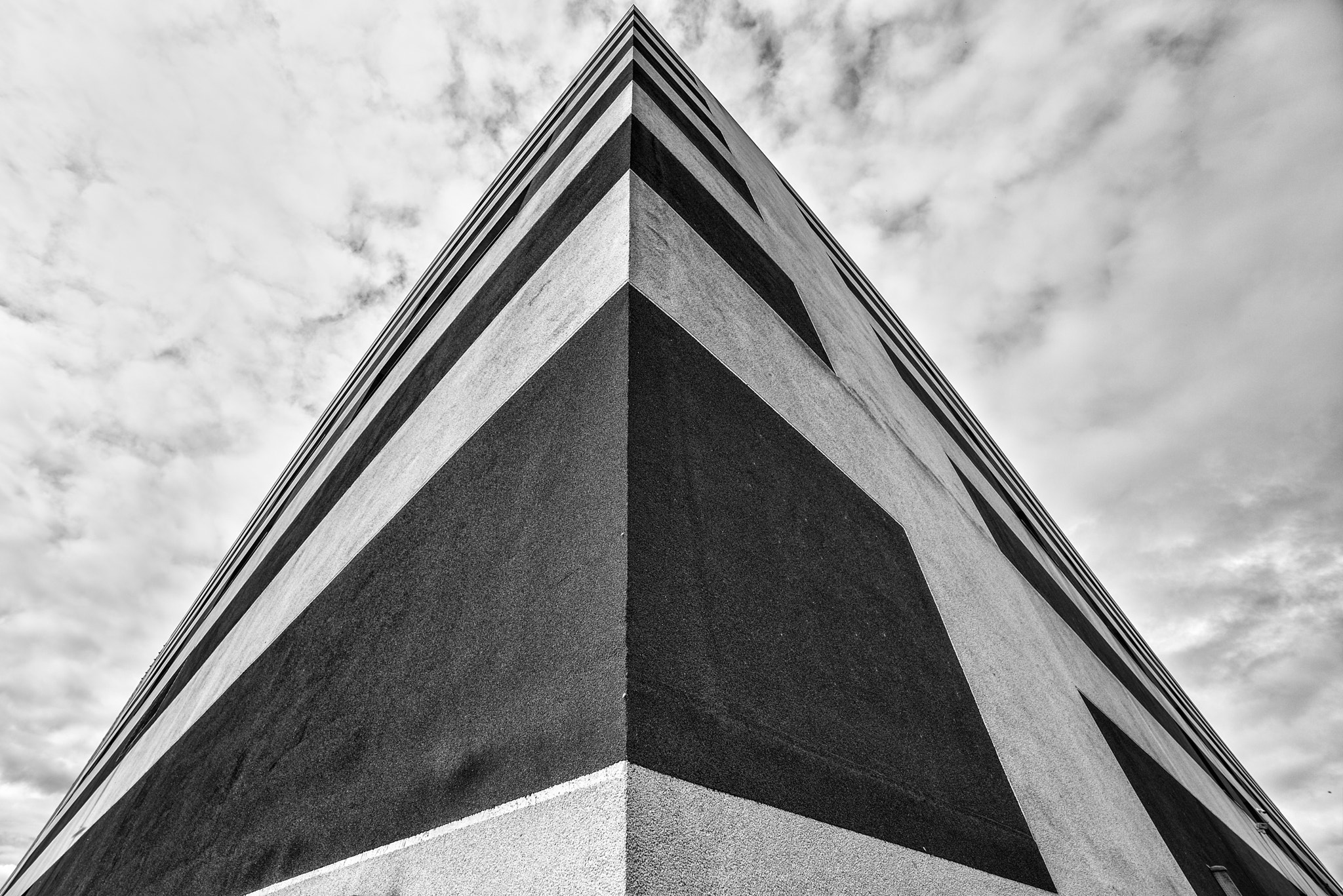 Samyang 14mm F2.8 ED AS IF UMC sample photo. Pyramide photography