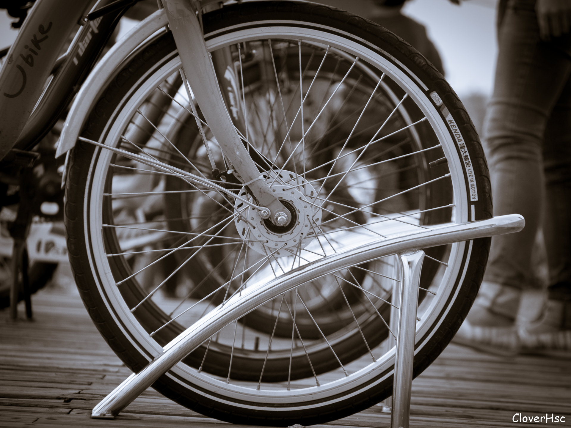 Olympus OM-D E-M1 sample photo. Ubike photography