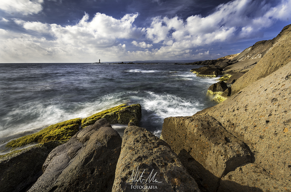 Pentax K-5 sample photo. Mangiabarche lighthouse photography