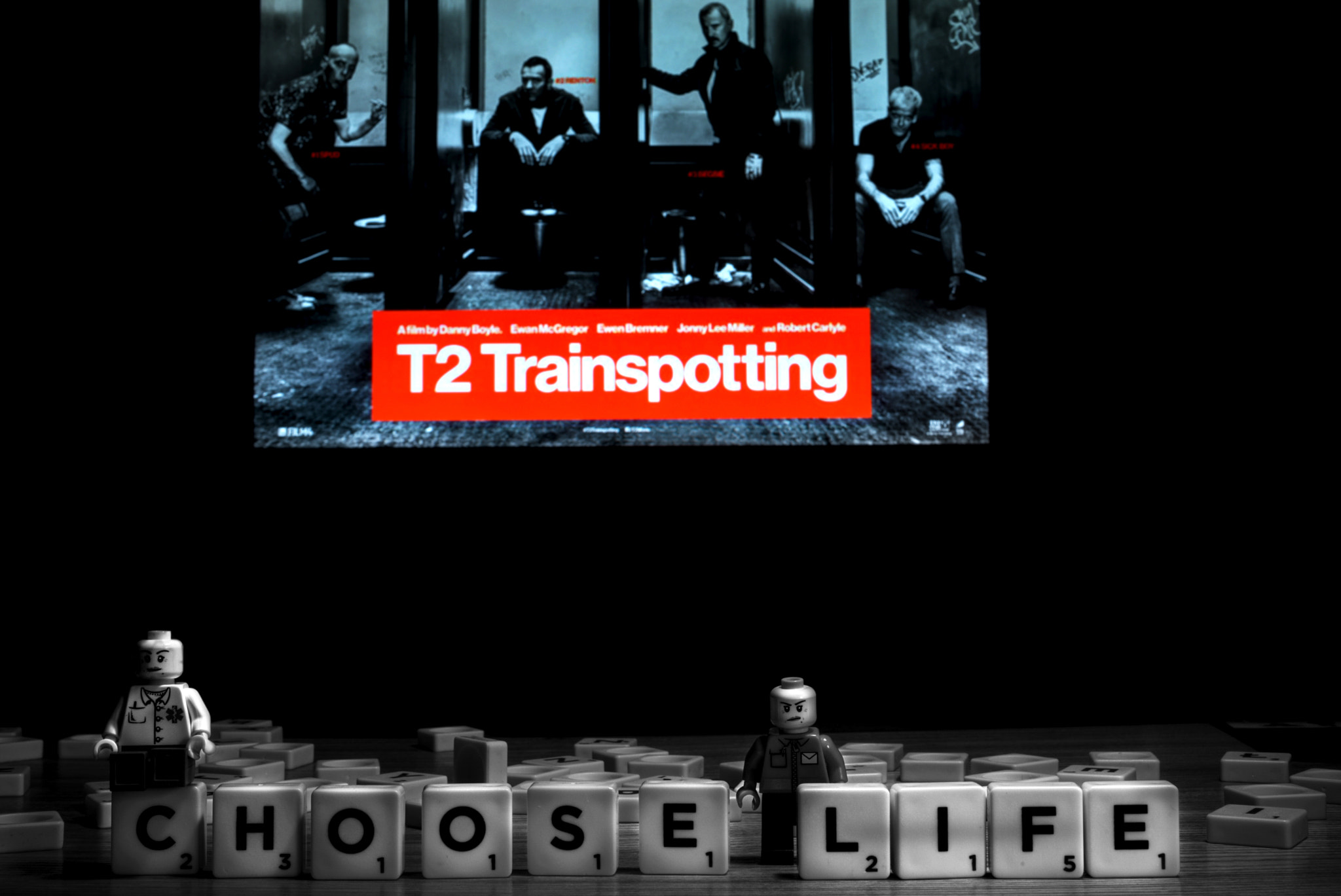 Nikon AF Nikkor 35mm F2D sample photo. 'choose life' photography