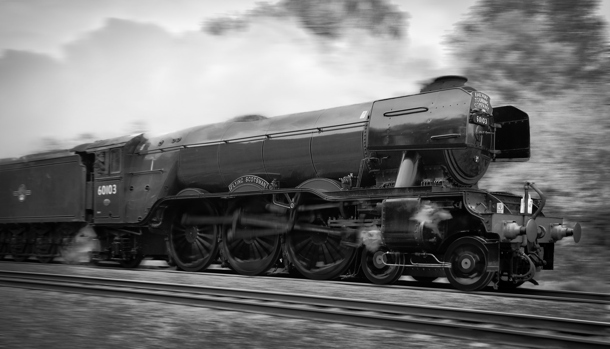 Tamron SP 24-70mm F2.8 Di VC USD sample photo. Flying scotsman - whisby park, lincoln, uk photography