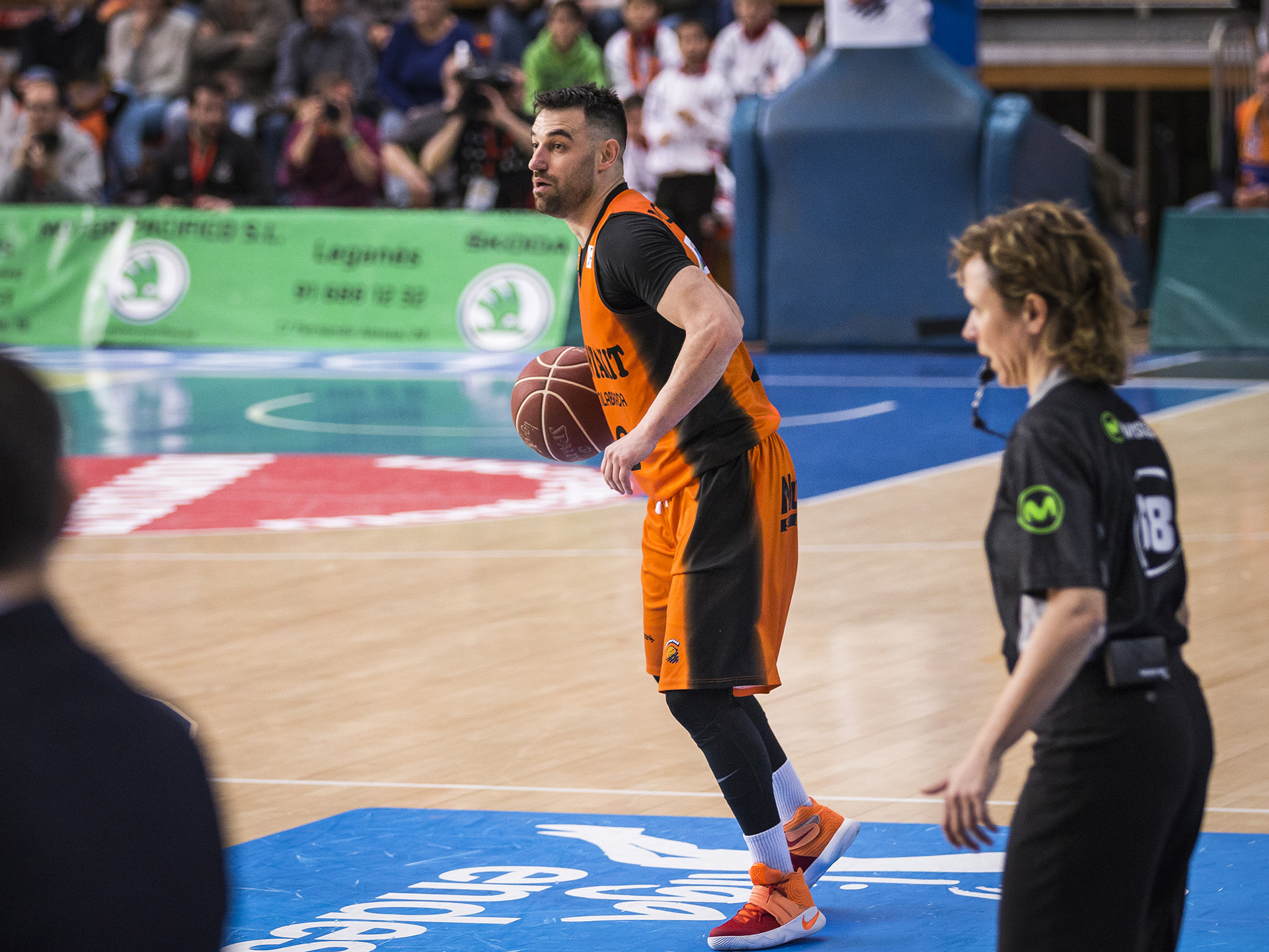 Canon EF 70-200mm F2.8L IS II USM sample photo. Montakit fuenlabrada vs tecnyconta zaragoza photography