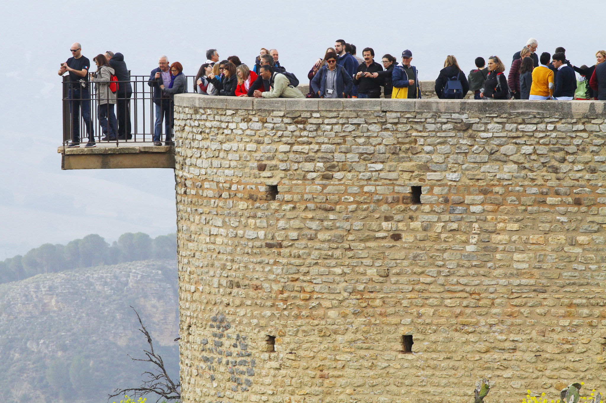 Canon EOS 50D + Canon EF 70-200mm F4L USM sample photo. Ronda balcony photography