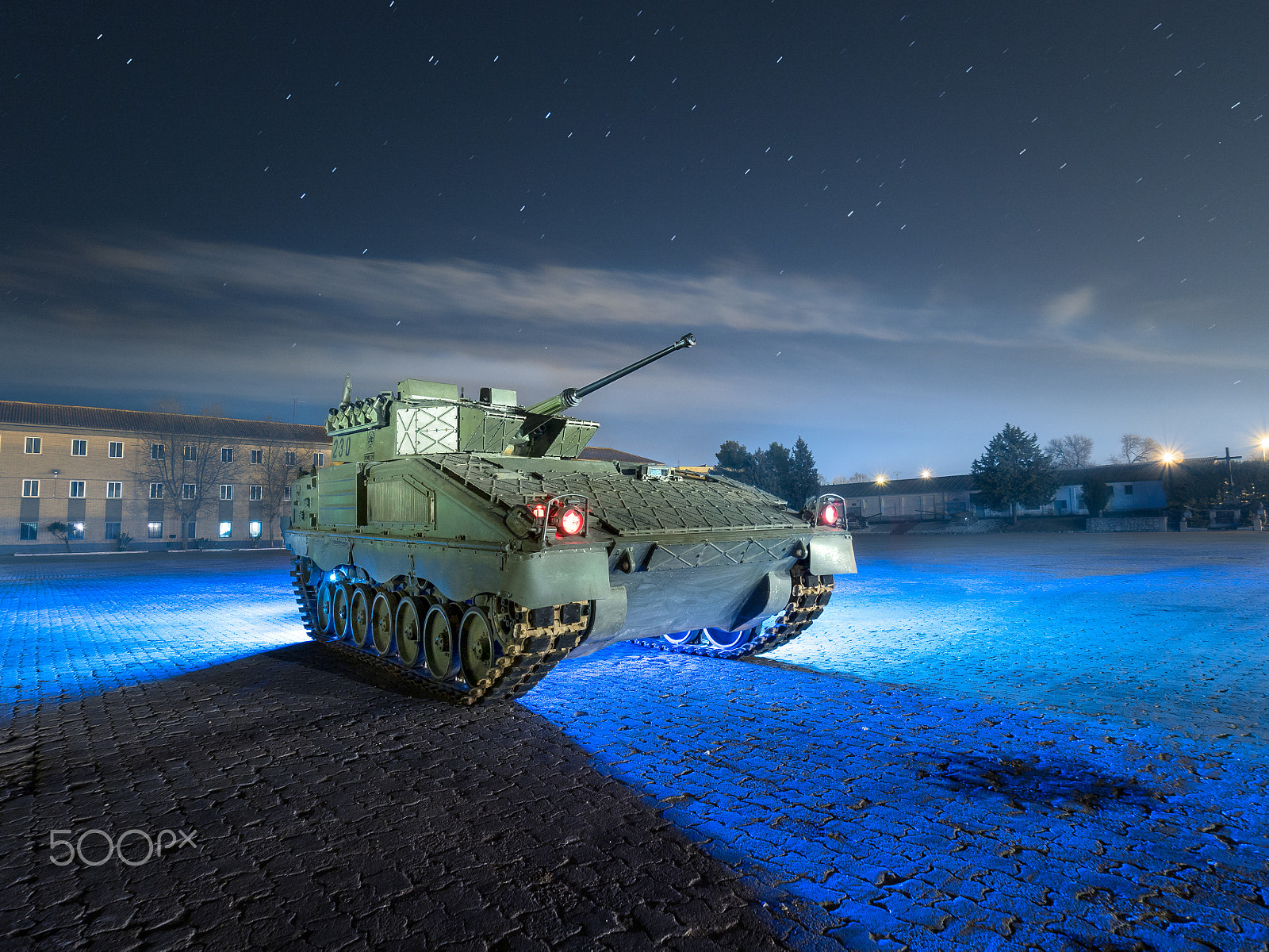 Olympus OM-D E-M5 II + Olympus M.Zuiko Digital ED 7-14mm F2.8 PRO sample photo. Carro de combate "pizarro" del ejercito español photography